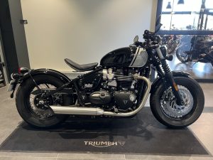 TRIUMPH Bonneville Bobber 1200