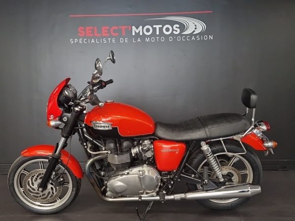 TRIUMPH  BONNEVILLE T 100 SE – Image 2