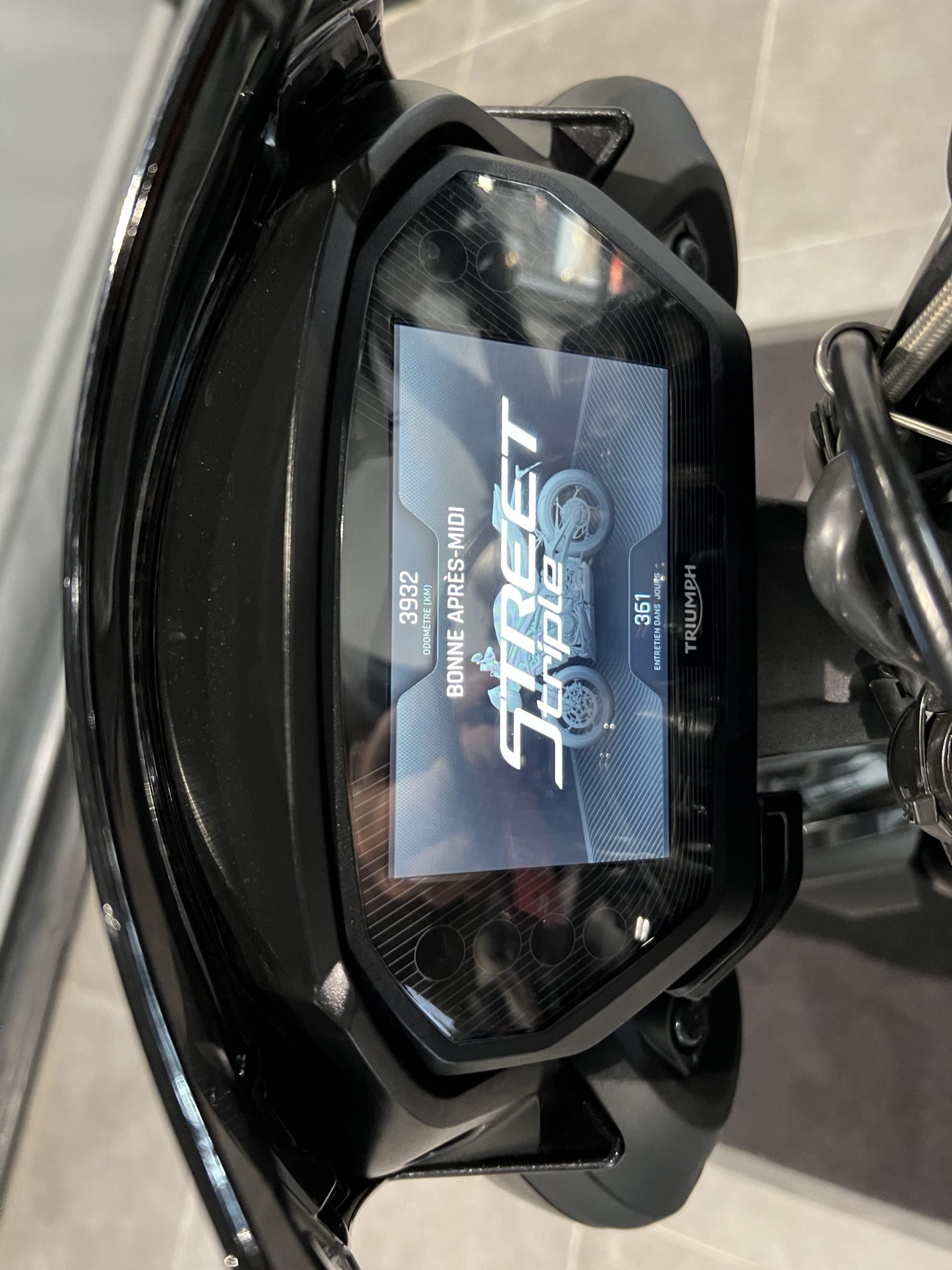 TRIUMPH STREET TRIPLE 765 RS – Image 6