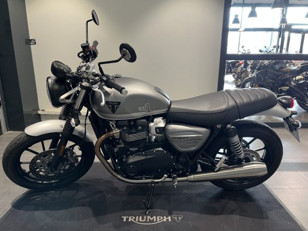 TRIUMPH STREET TWIN 900 EC1 Edition – Image 2