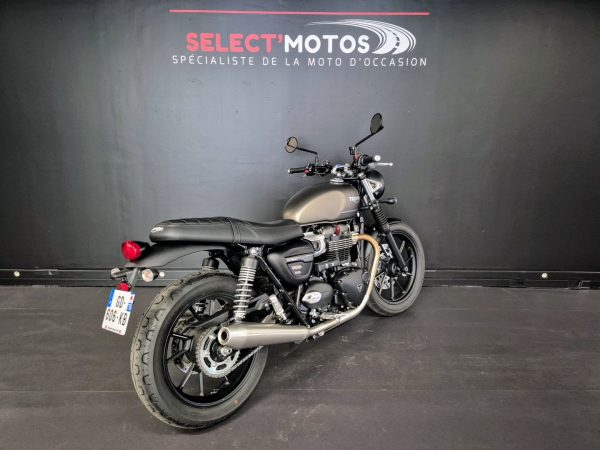 TRIUMPH STREET TWIN  900 – Image 4