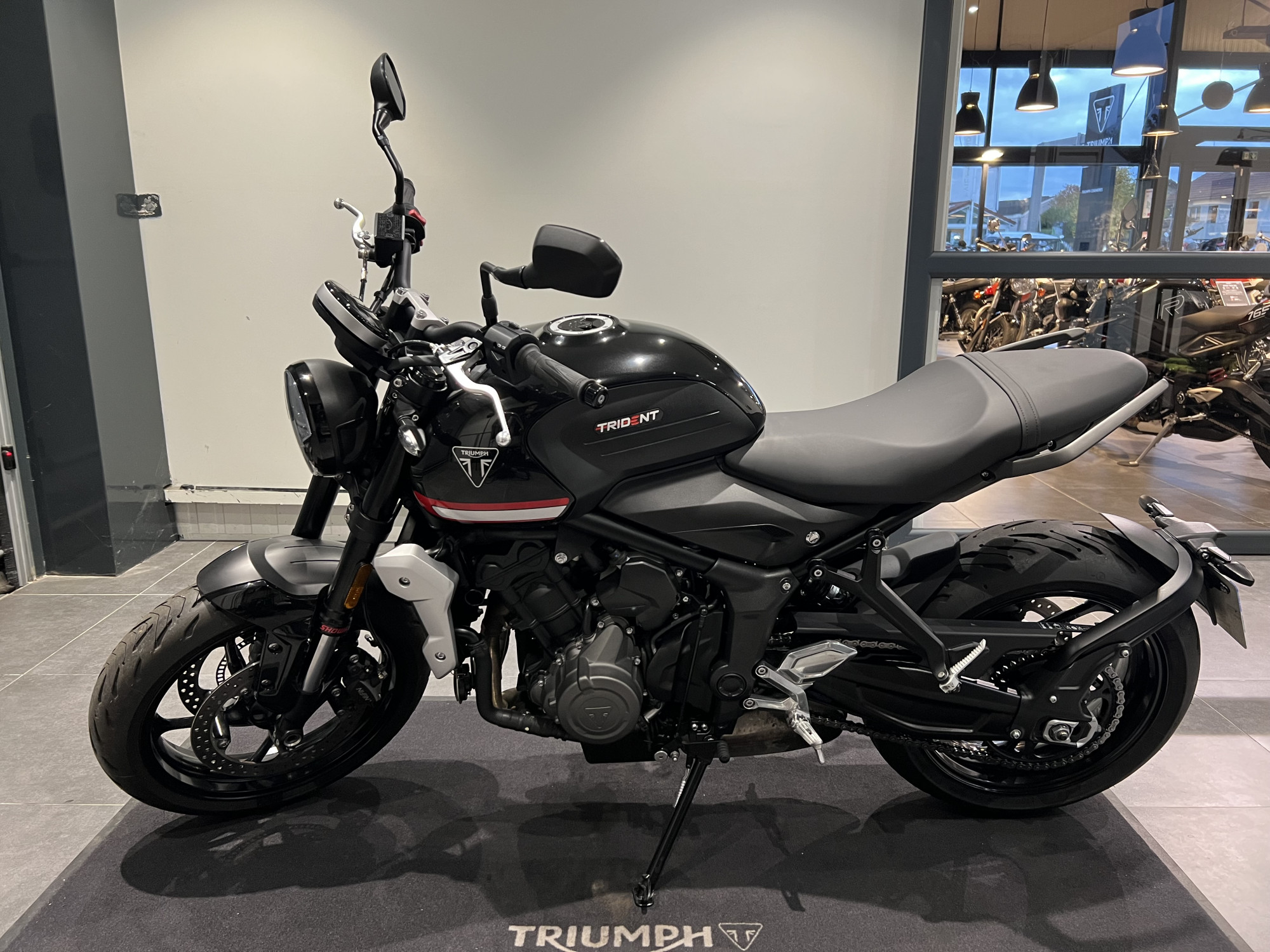 TRIUMPH TRIDENT 660 - A2 – Image 3