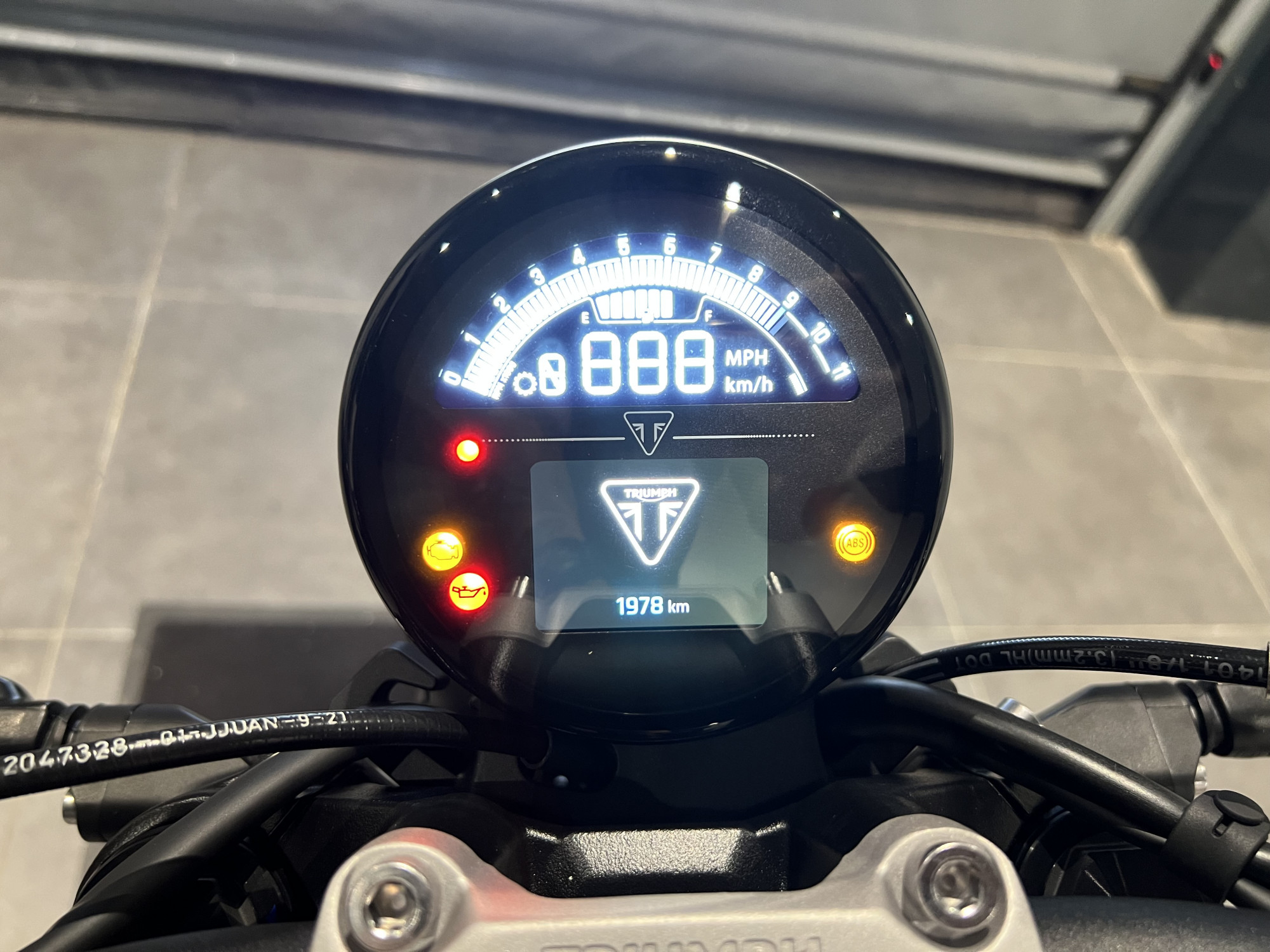 TRIUMPH TRIDENT 660 - A2 – Image 5