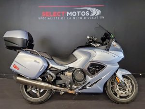 TRIUMPH TROPHY 1200 SE