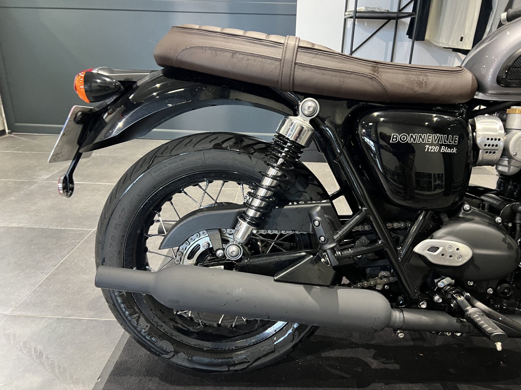 TRIUMPH Bonneville T120 Black – Image 7