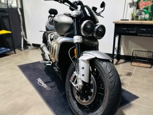 TRIUMPH ROCKET 3 R
