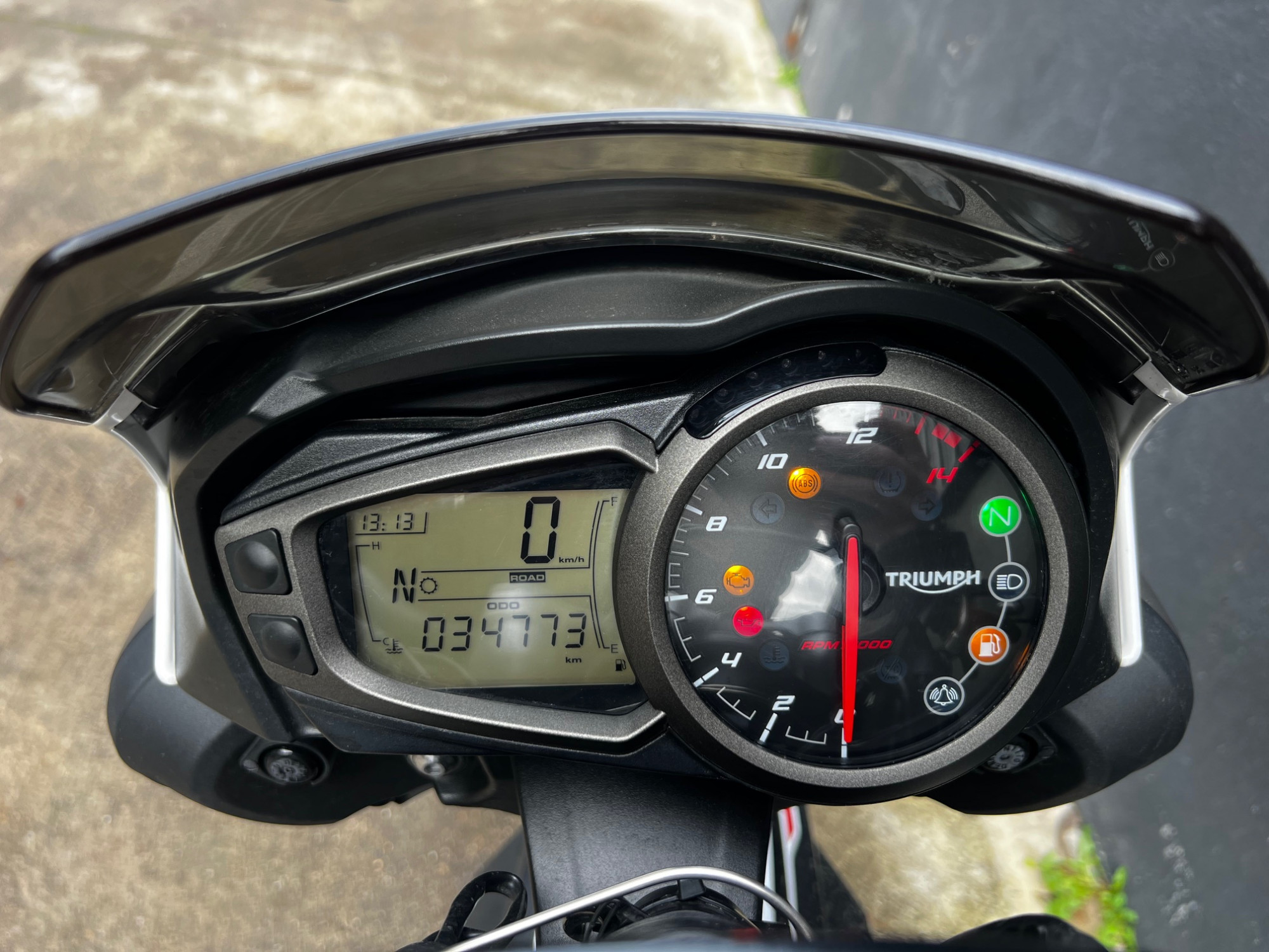 TRIUMPH STREET TRIPLE 660 S - ELIGIBLE A2 – Image 5