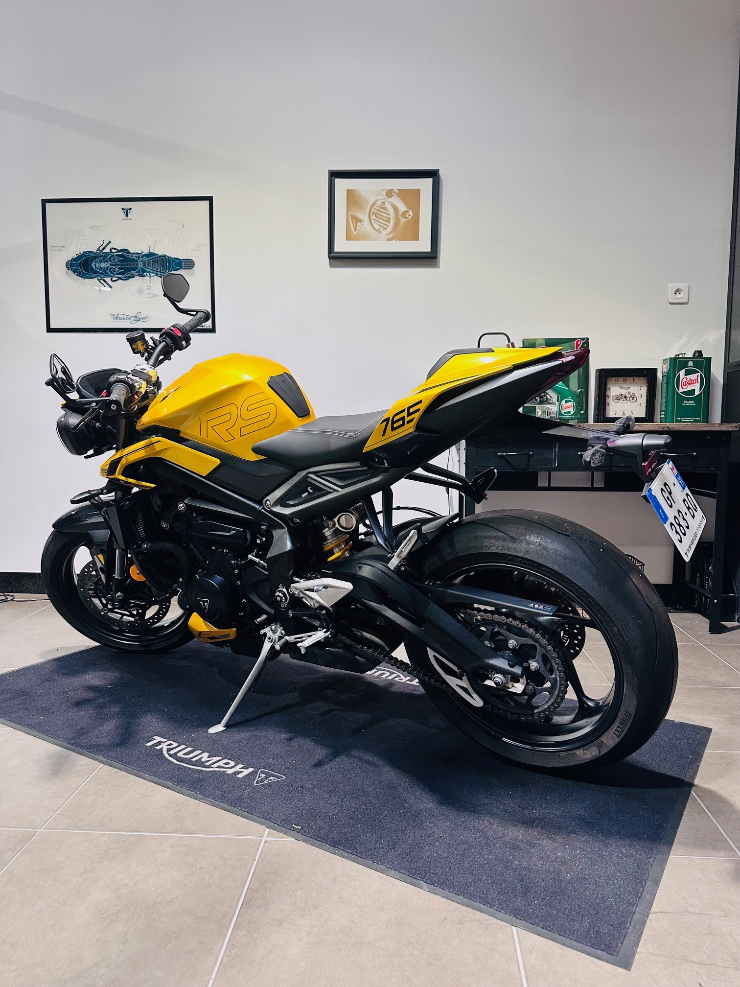 TRIUMPH STREET TRIPLE 765 RS – Image 3