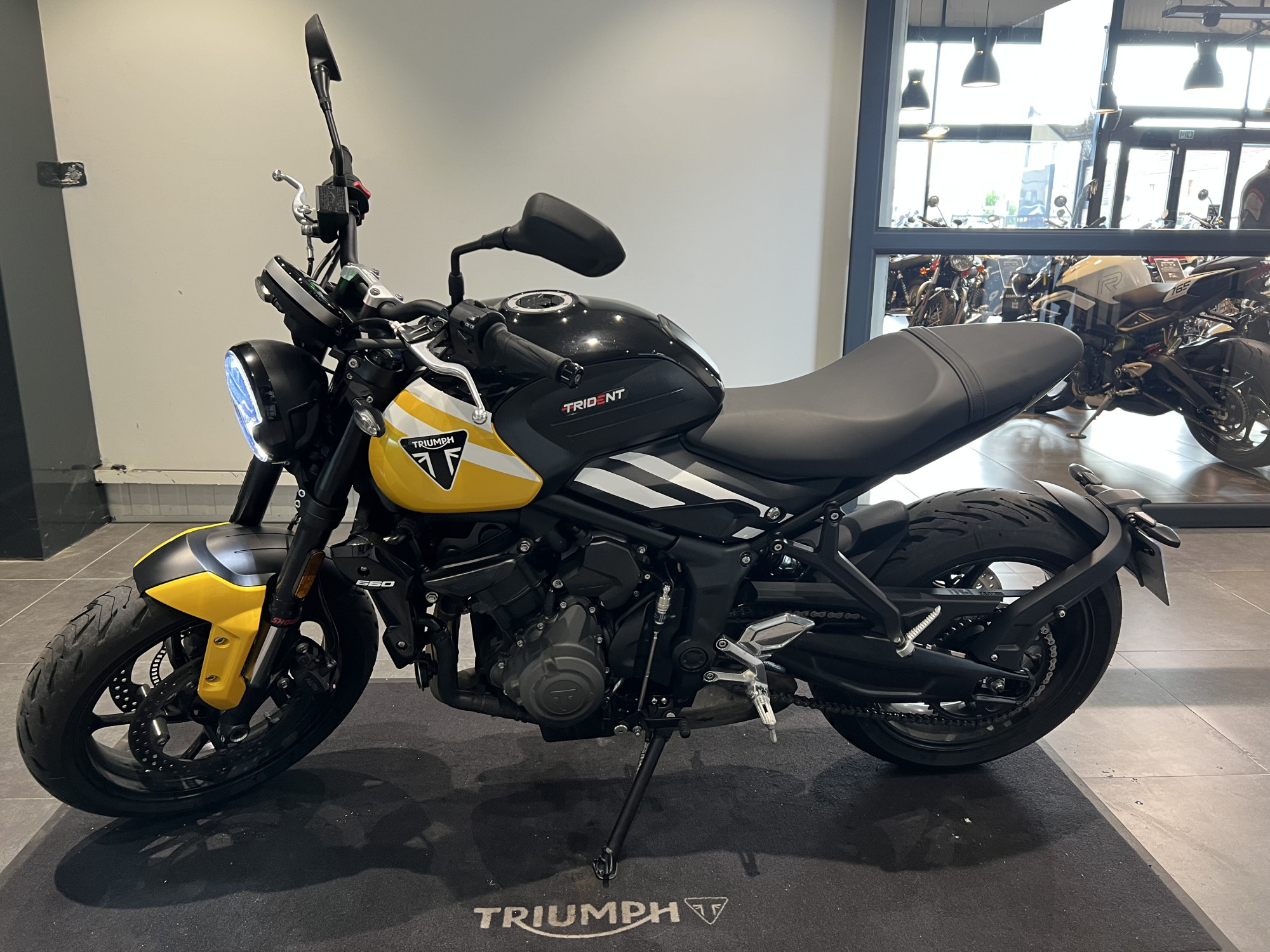 TRIUMPH TRIDENT 660 - A2 (DÉBRIDABLE A2) – Image 3