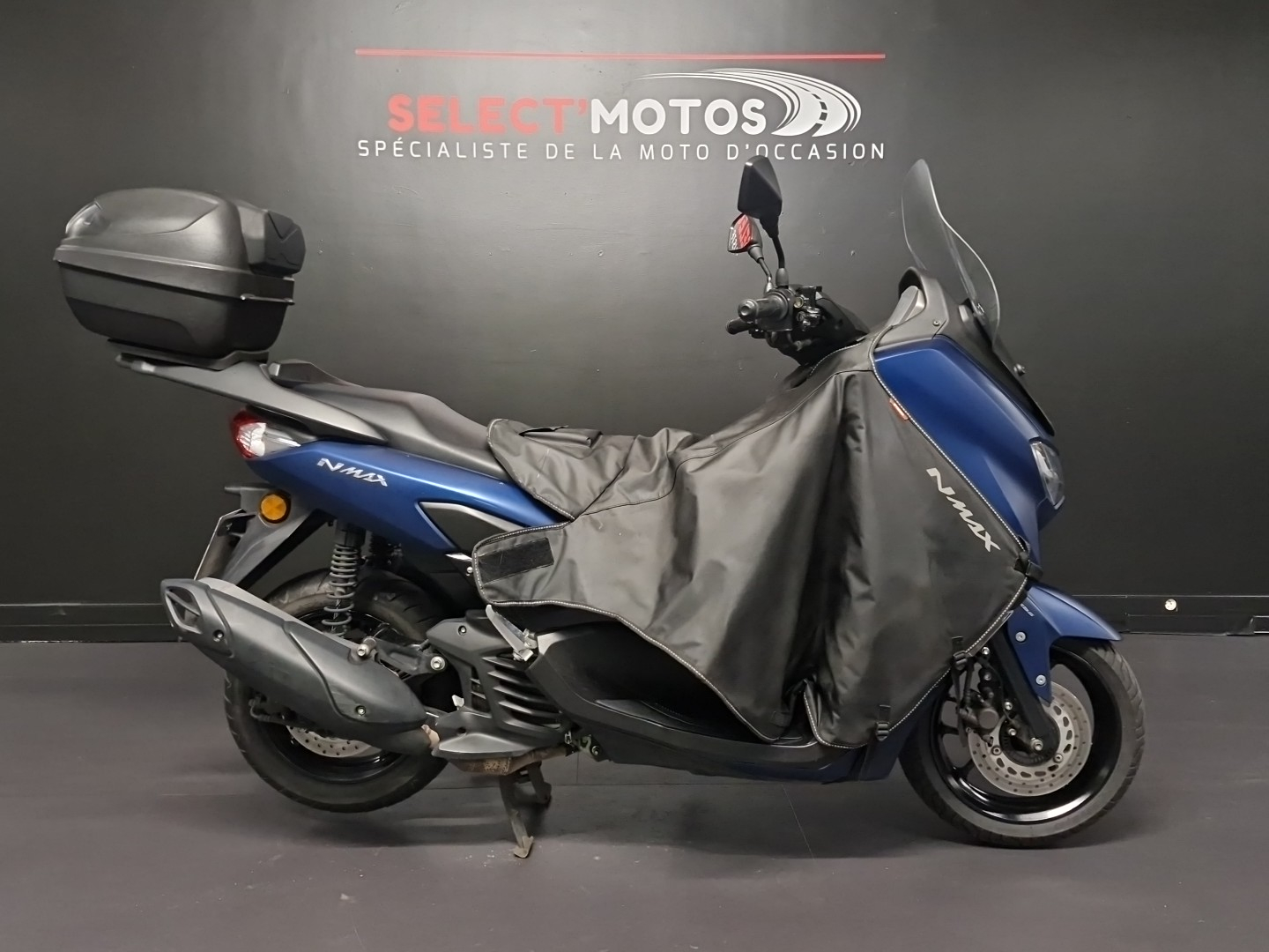 YAMAHA NMAX 125
