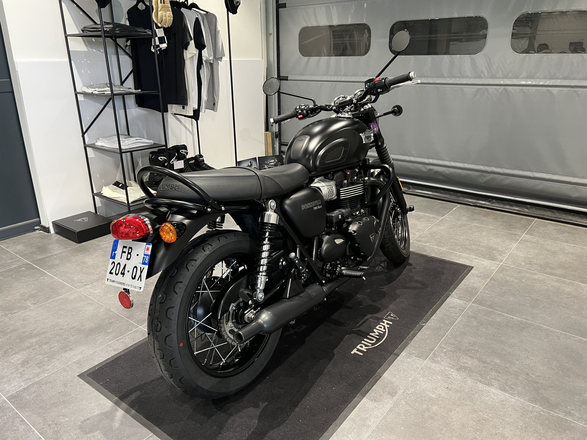 TRIUMPH Bonneville T100 Black - A2 – Image 5