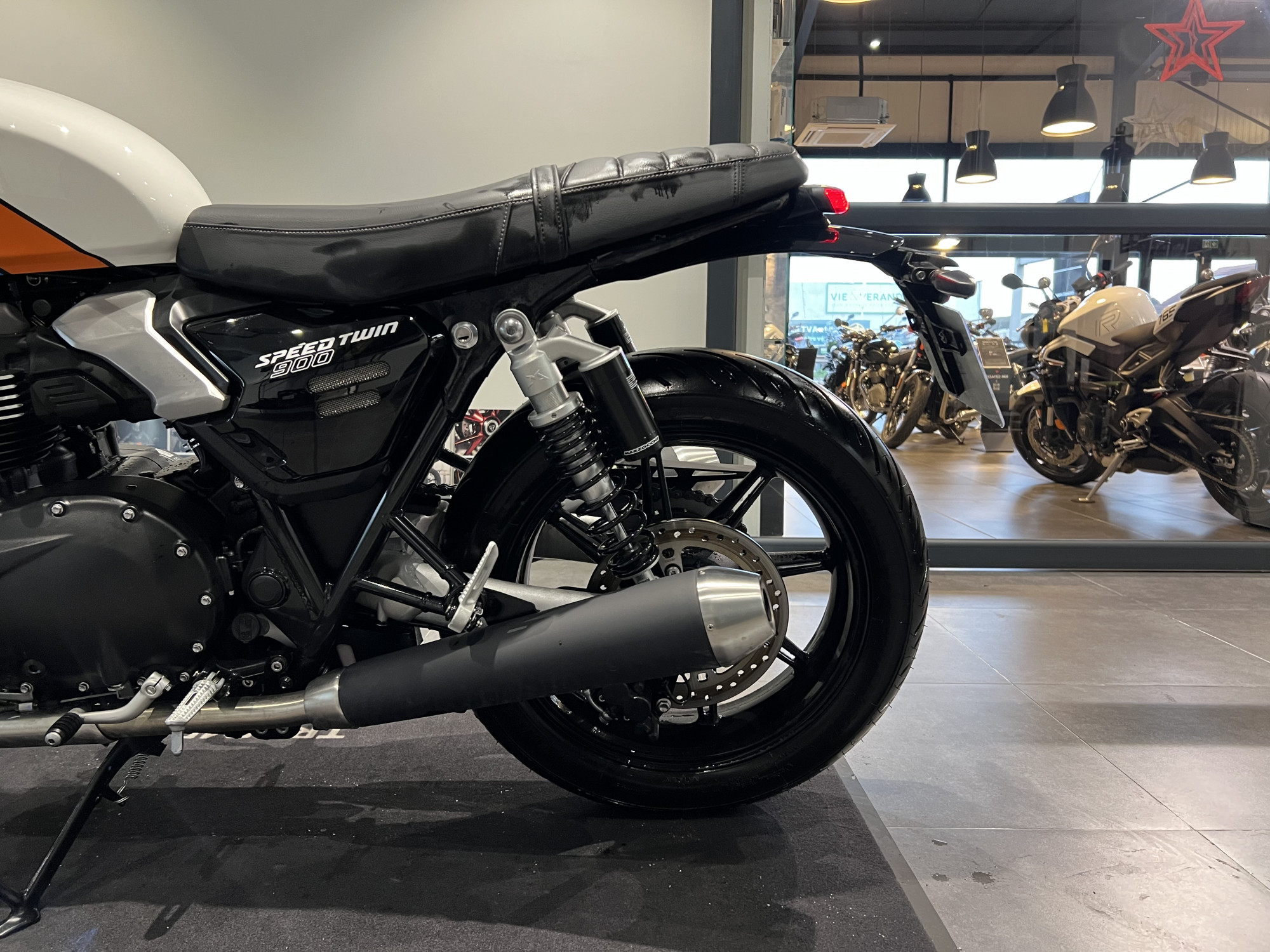 TRIUMPH SPEED TWIN 900 - A2 – Image 10