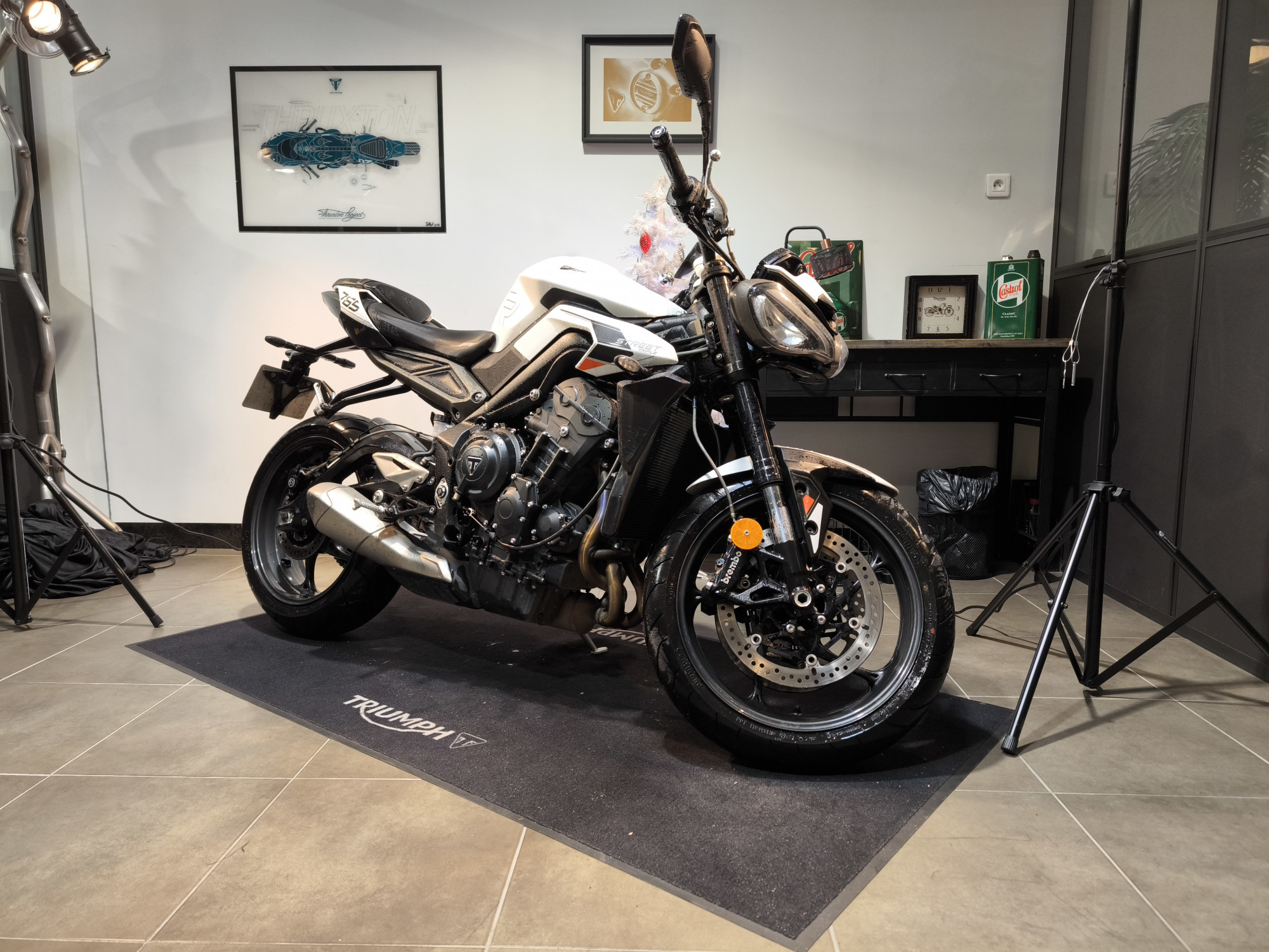 TRIUMPH STREET TRIPLE 765 R A2 (DEBRIDAGE POSSIBLE)