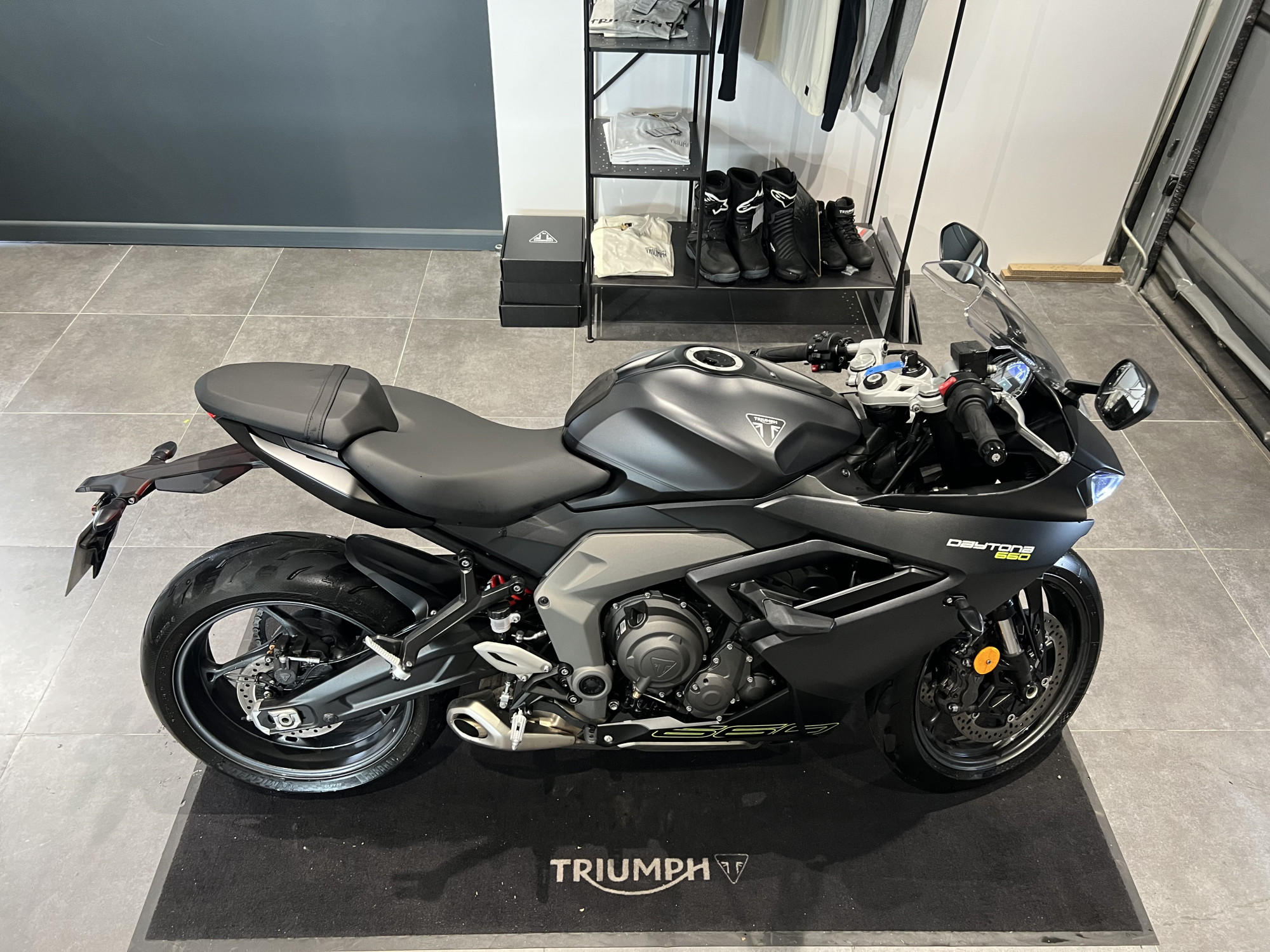 TRIUMPH DAYTONA 660 - BRIDABLE A2 – Image 5