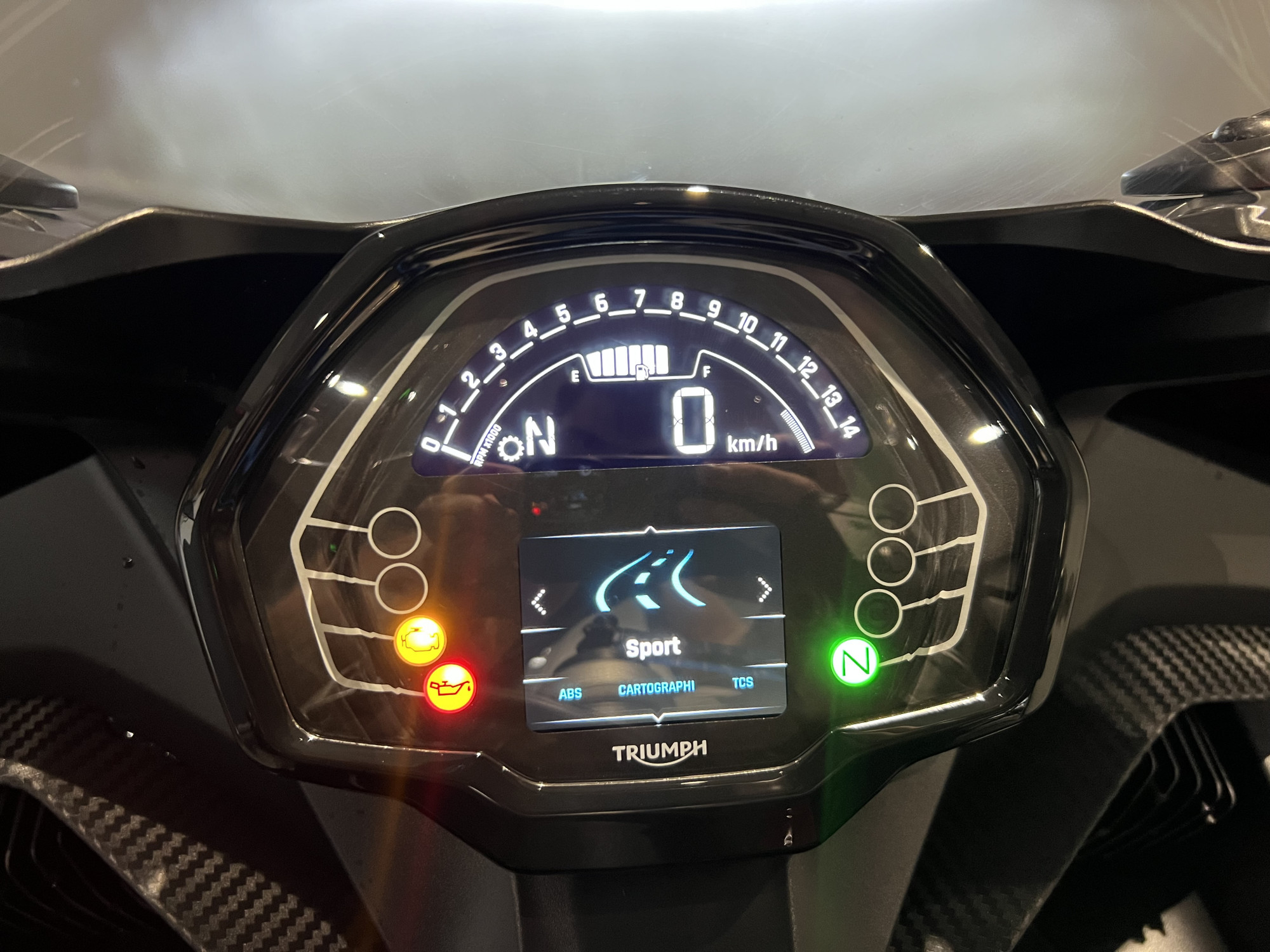 TRIUMPH DAYTONA 660 - A2 – Image 9