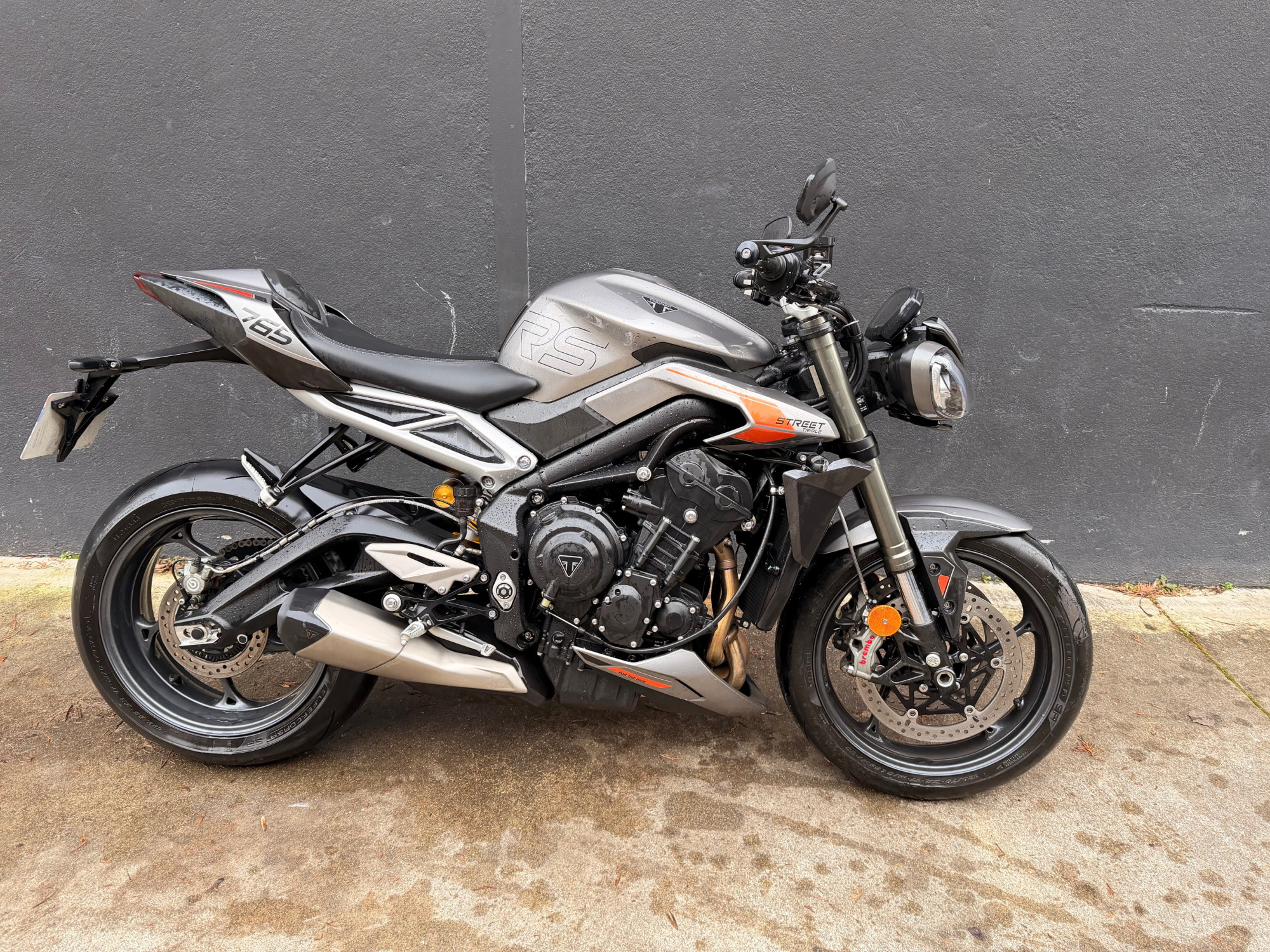 TRIUMPH STREET TRIPLE 765 RS – Image 2