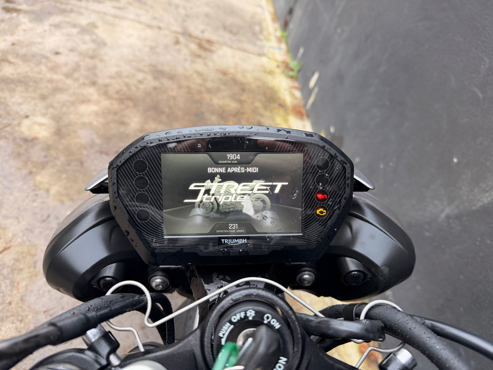 TRIUMPH STREET TRIPLE 765 RS – Image 5
