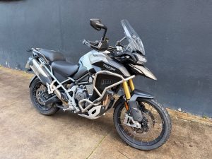 TRIUMPH TIGER 1200 RALLY EXPLORER