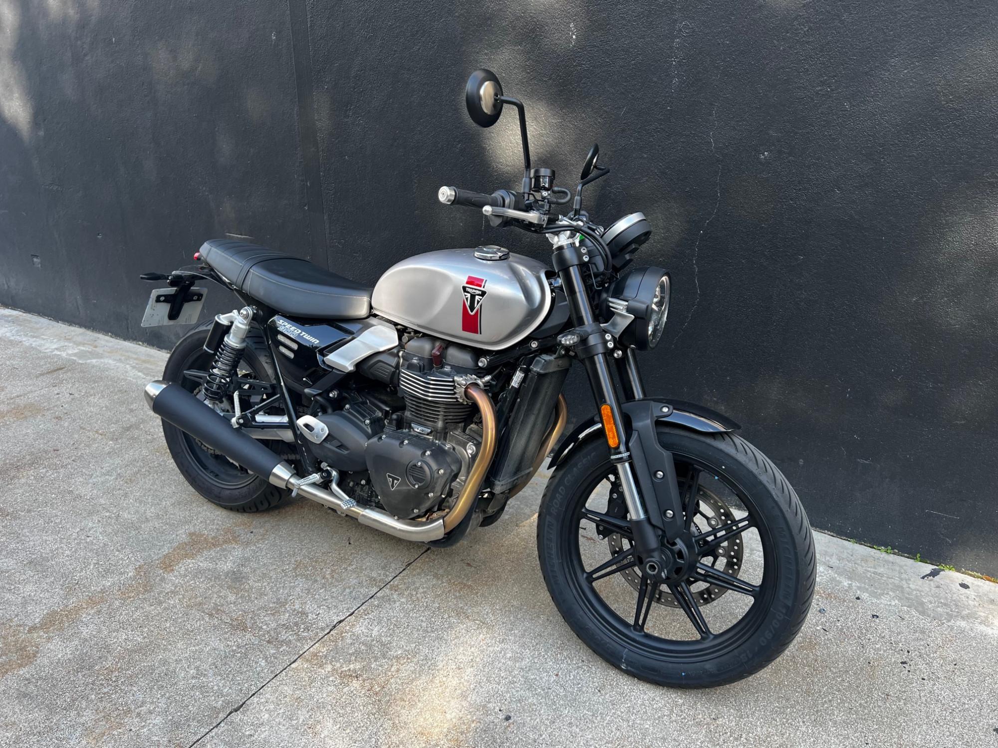 TRIUMPH SPEED TWIN 900 - A2