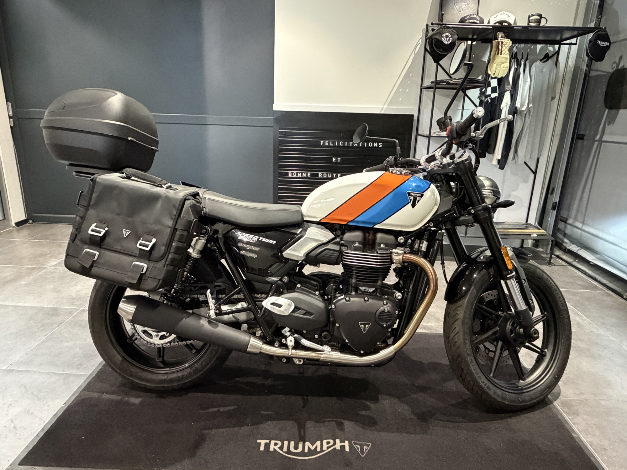 TRIUMPH SPEED TWIN 900 - BRIDABLE A2