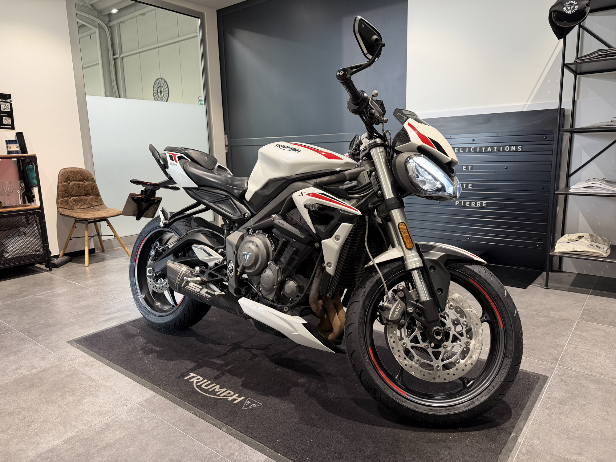 TRIUMPH STREET TRIPLE 660 S A2 – Image 5