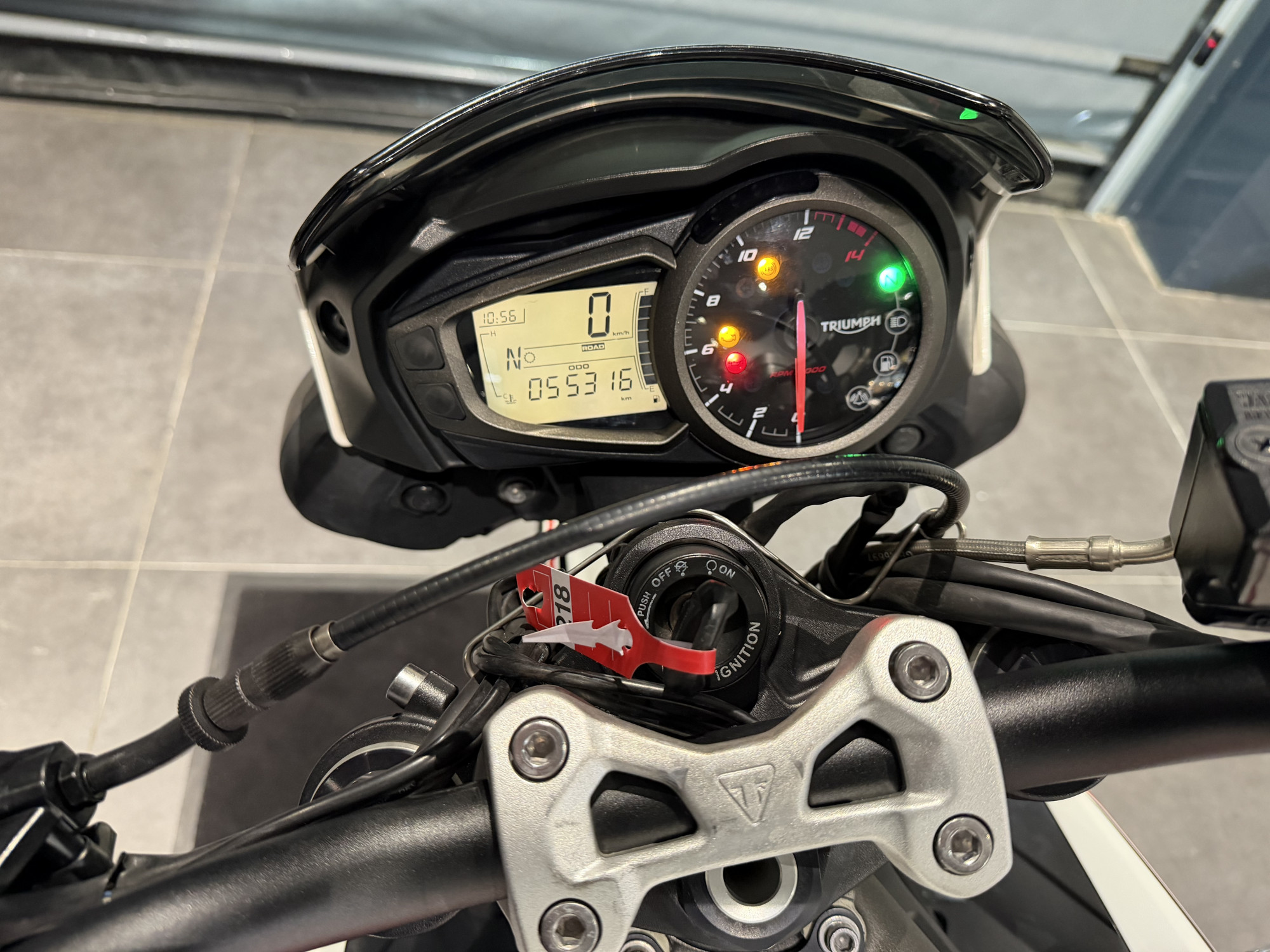 TRIUMPH STREET TRIPLE 660 S A2 – Image 8