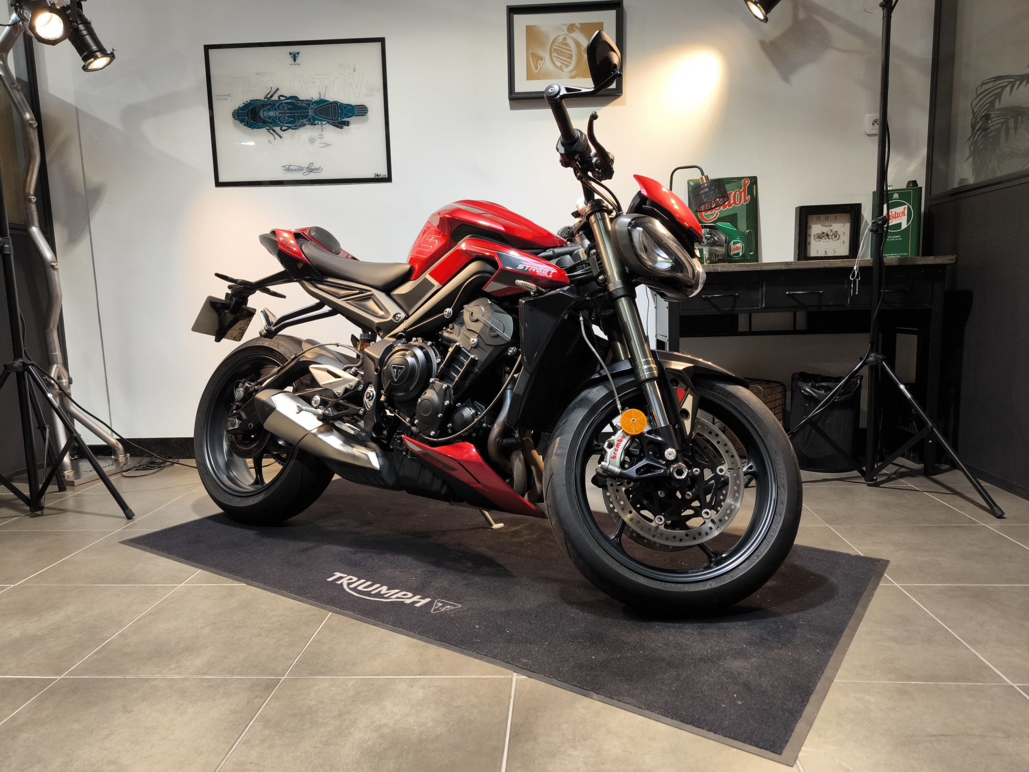 TRIUMPH STREET TRIPLE 765 RS