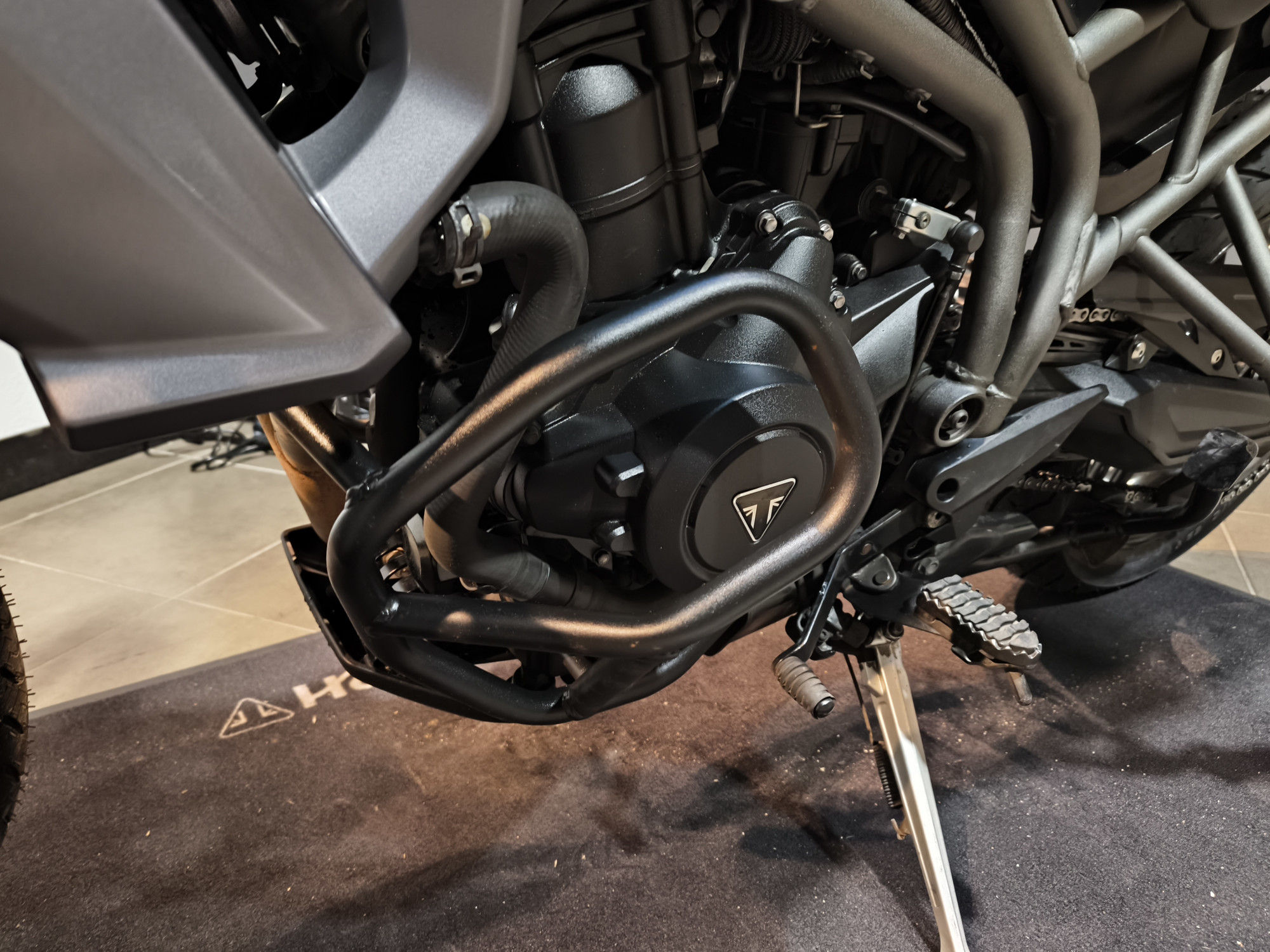 TRIUMPH TIGER 800 XRX – Image 7