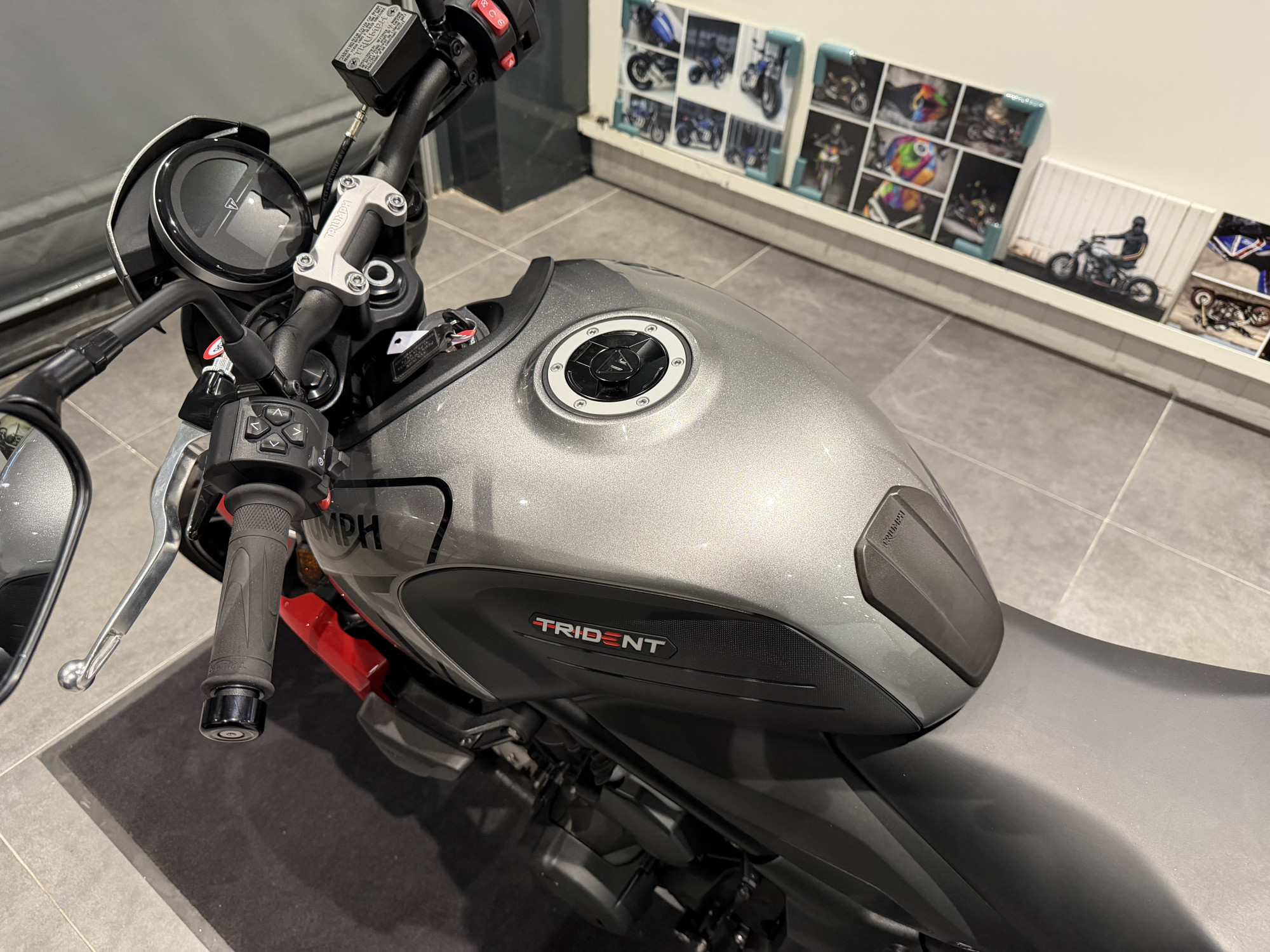 TRIUMPH TRIDENT 660 - A2 – Image 8