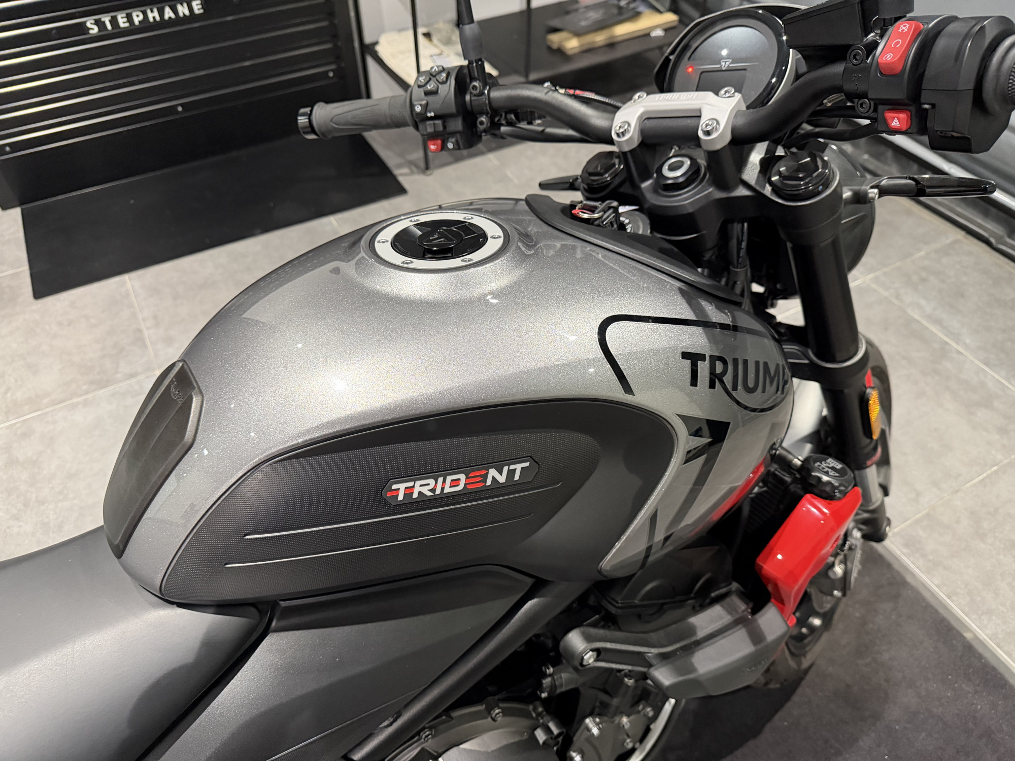 TRIUMPH TRIDENT 660 - A2 – Image 9