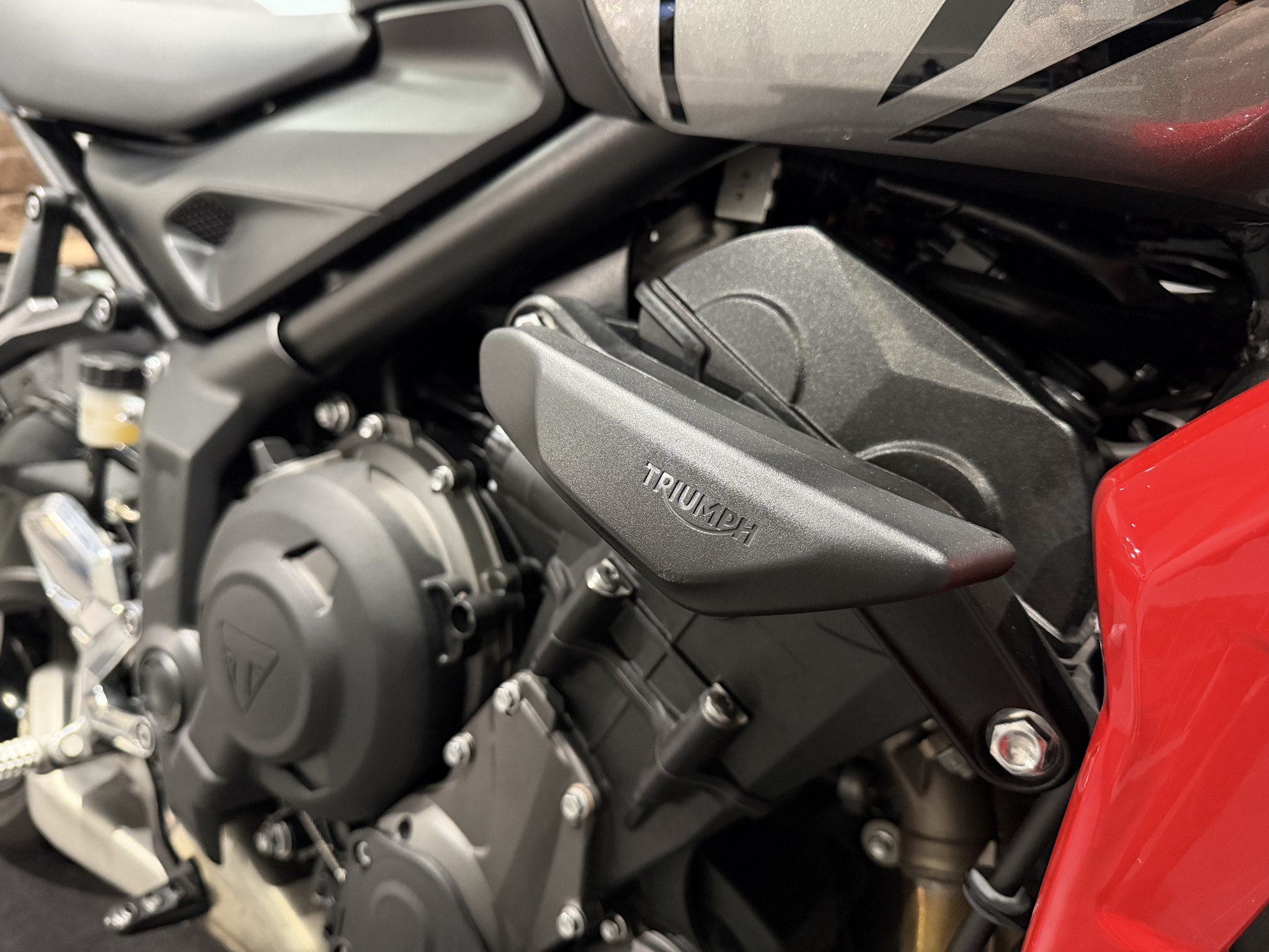 TRIUMPH TRIDENT 660 - A2 – Image 11