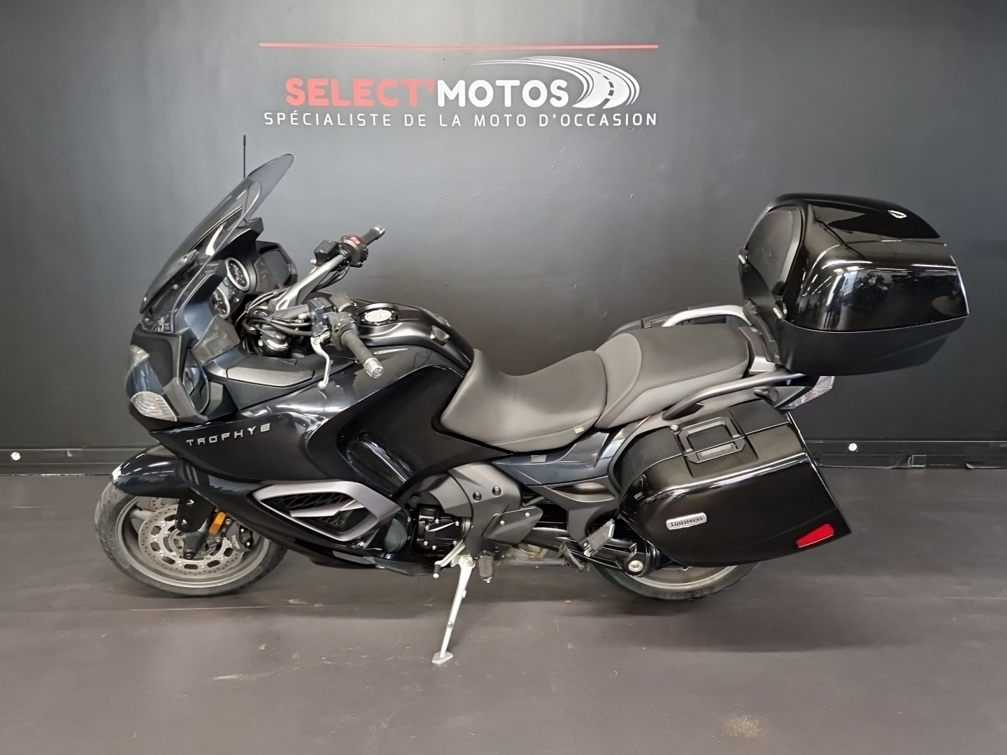 TRIUMPH TROPHY 1200 SE – Image 3