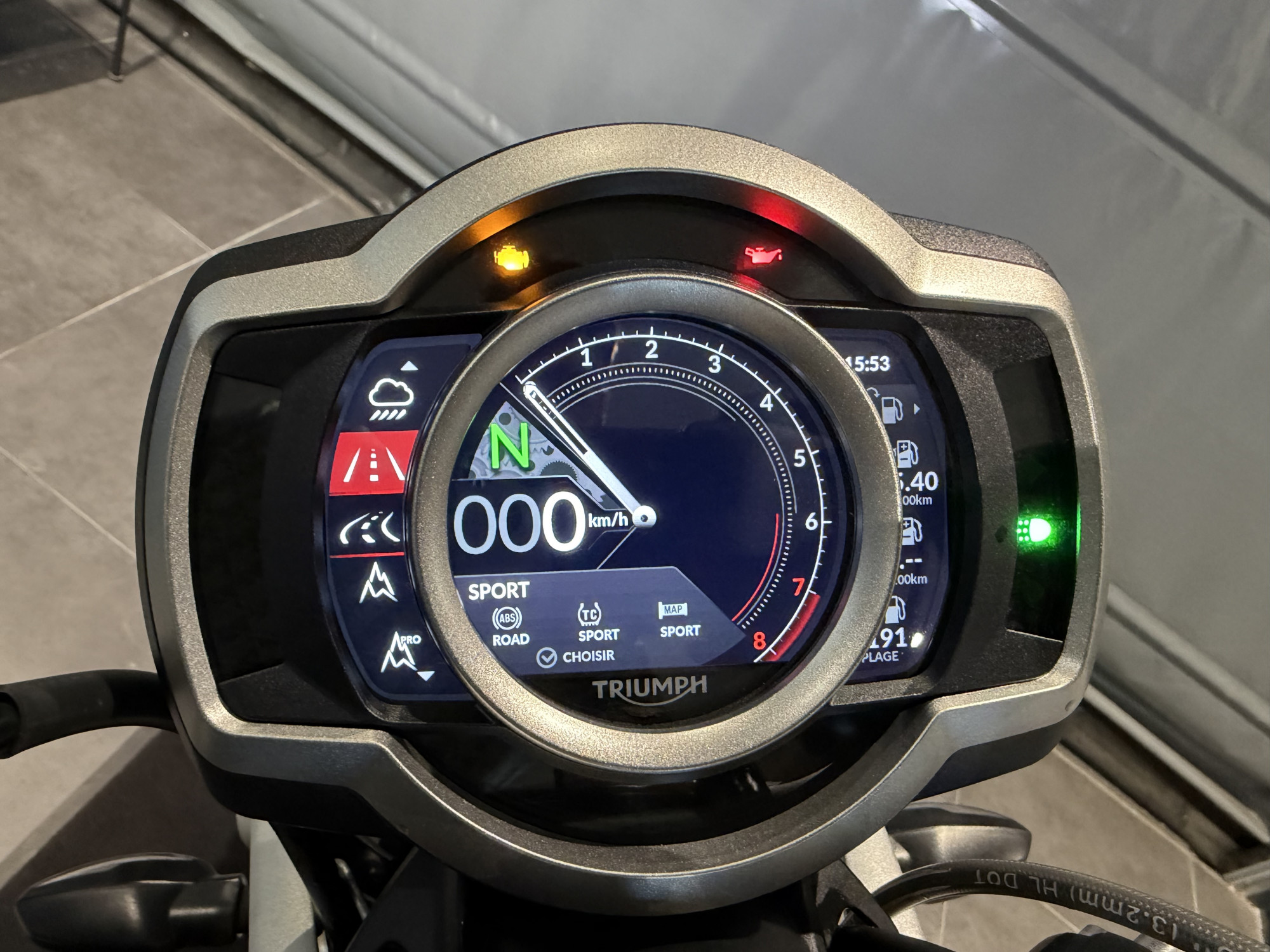 TRIUMPH SCRAMBLER 1200 XE – Image 9