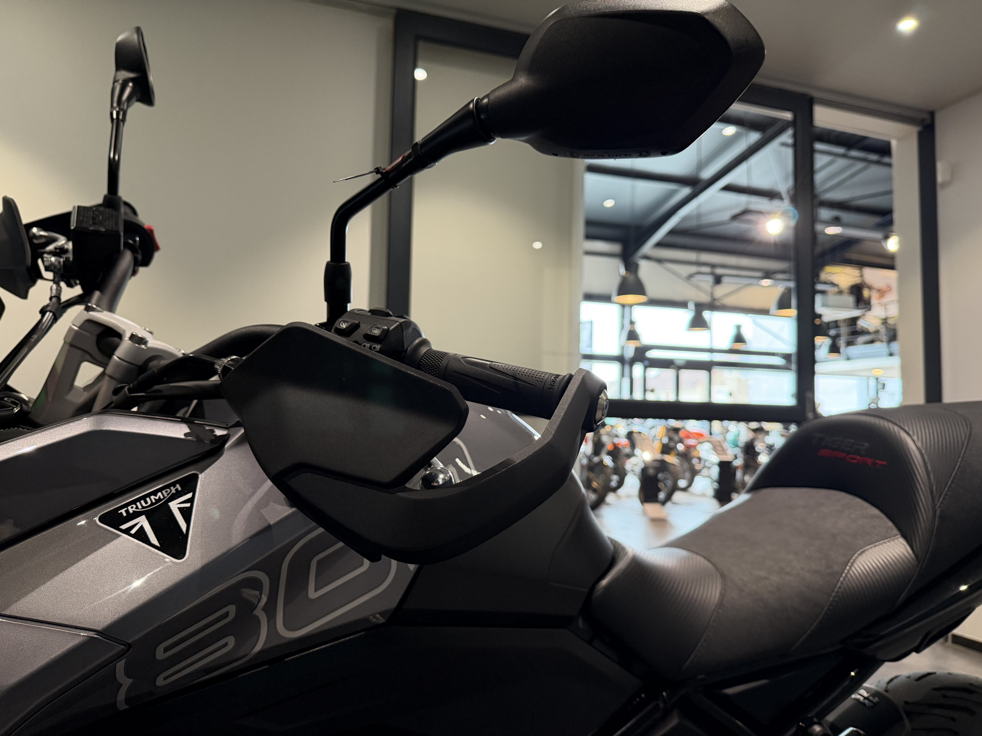 TRIUMPH TIGER SPORT 800 – Image 11