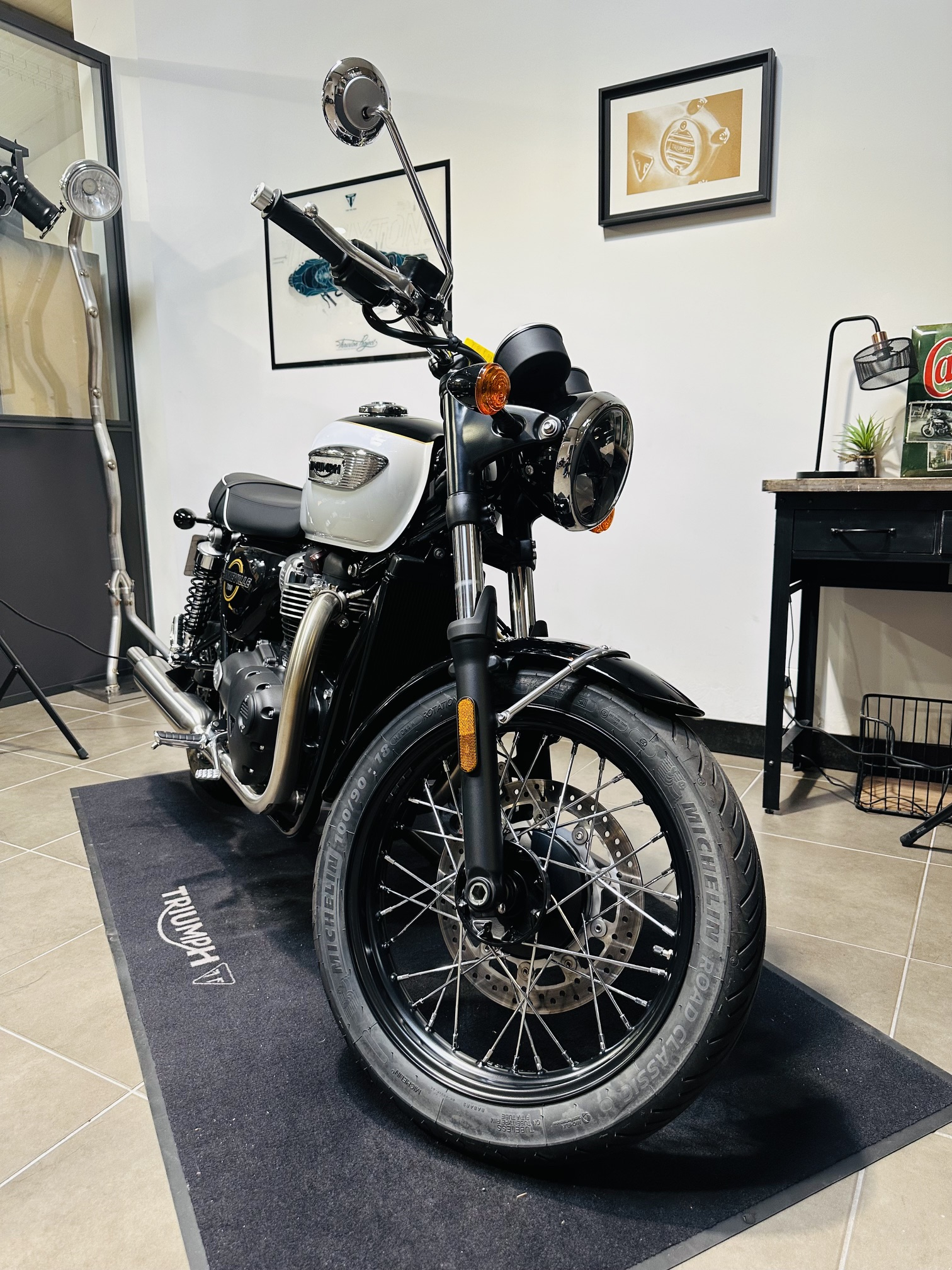 TRIUMPH BONNEVILLE T100 A2 (DEBRIDAGE POSSIBLE) – Image 2