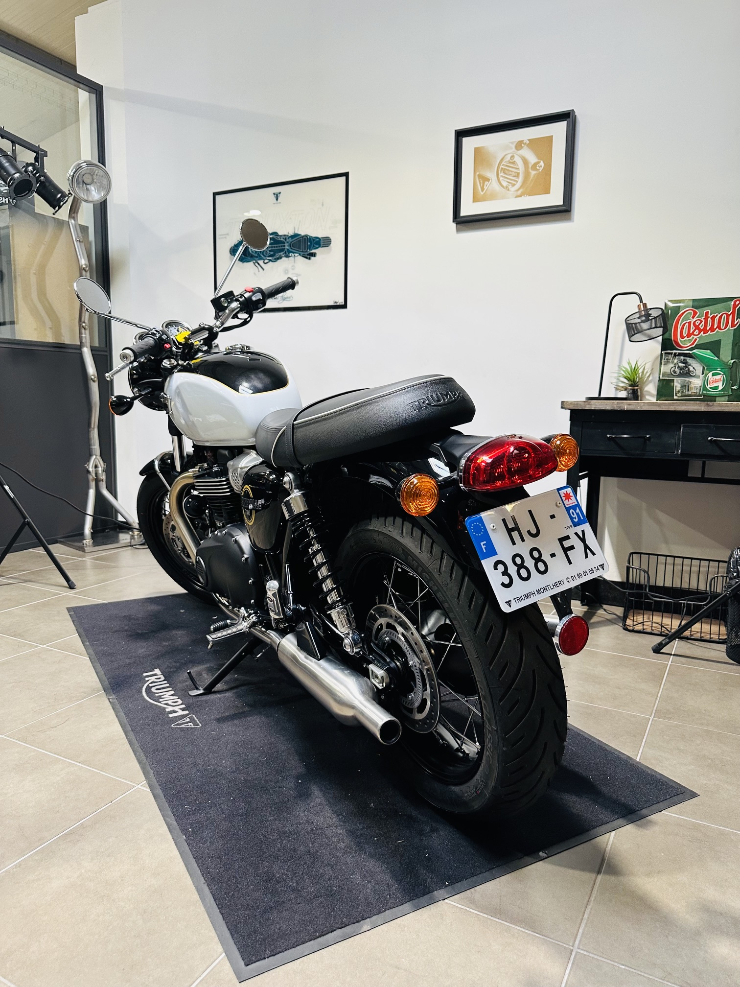 TRIUMPH BONNEVILLE T100 A2 (DEBRIDAGE POSSIBLE) – Image 4
