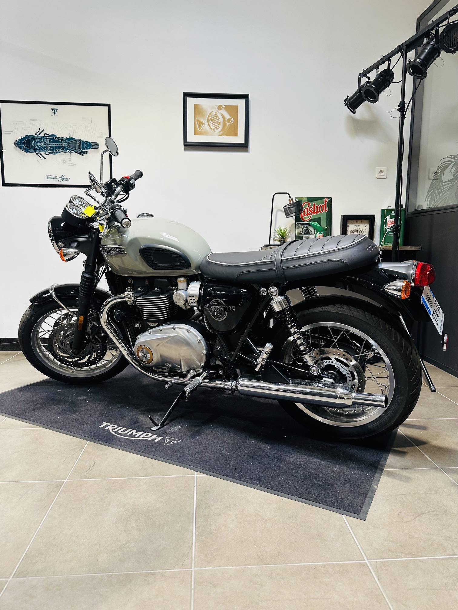 TRIUMPH BONNEVILLE T120 (BRIDAGE A2 POSSIBLE) – Image 3
