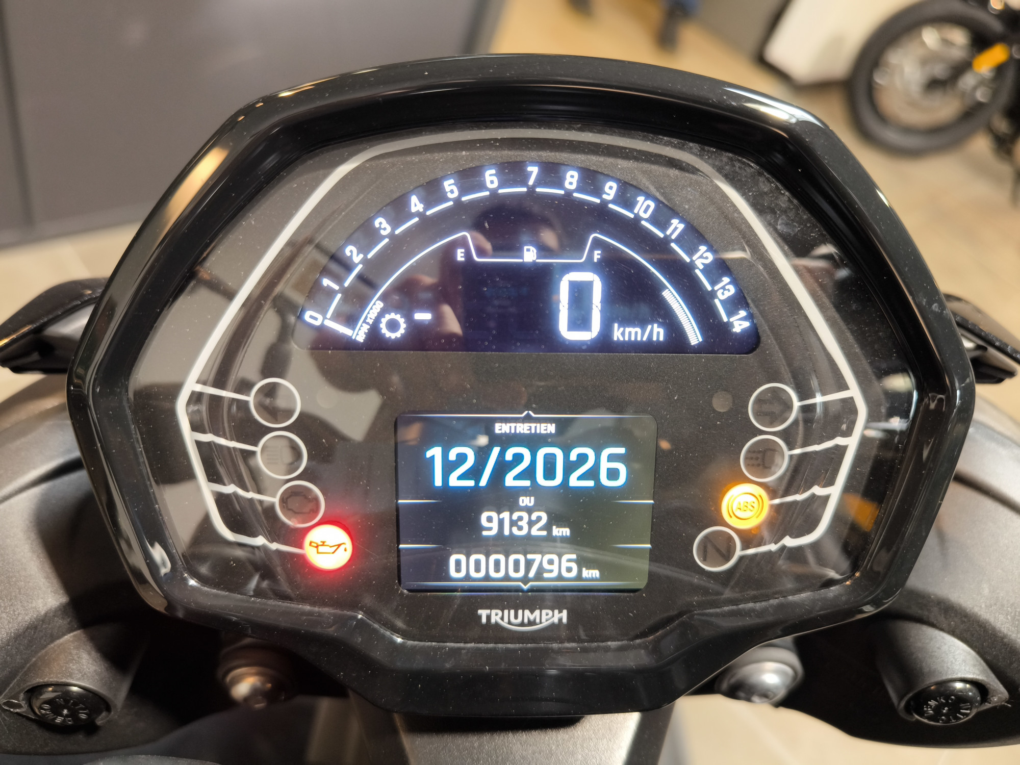 TRIUMPH STREET TRIPLE 765 R (120 ch) – Image 5
