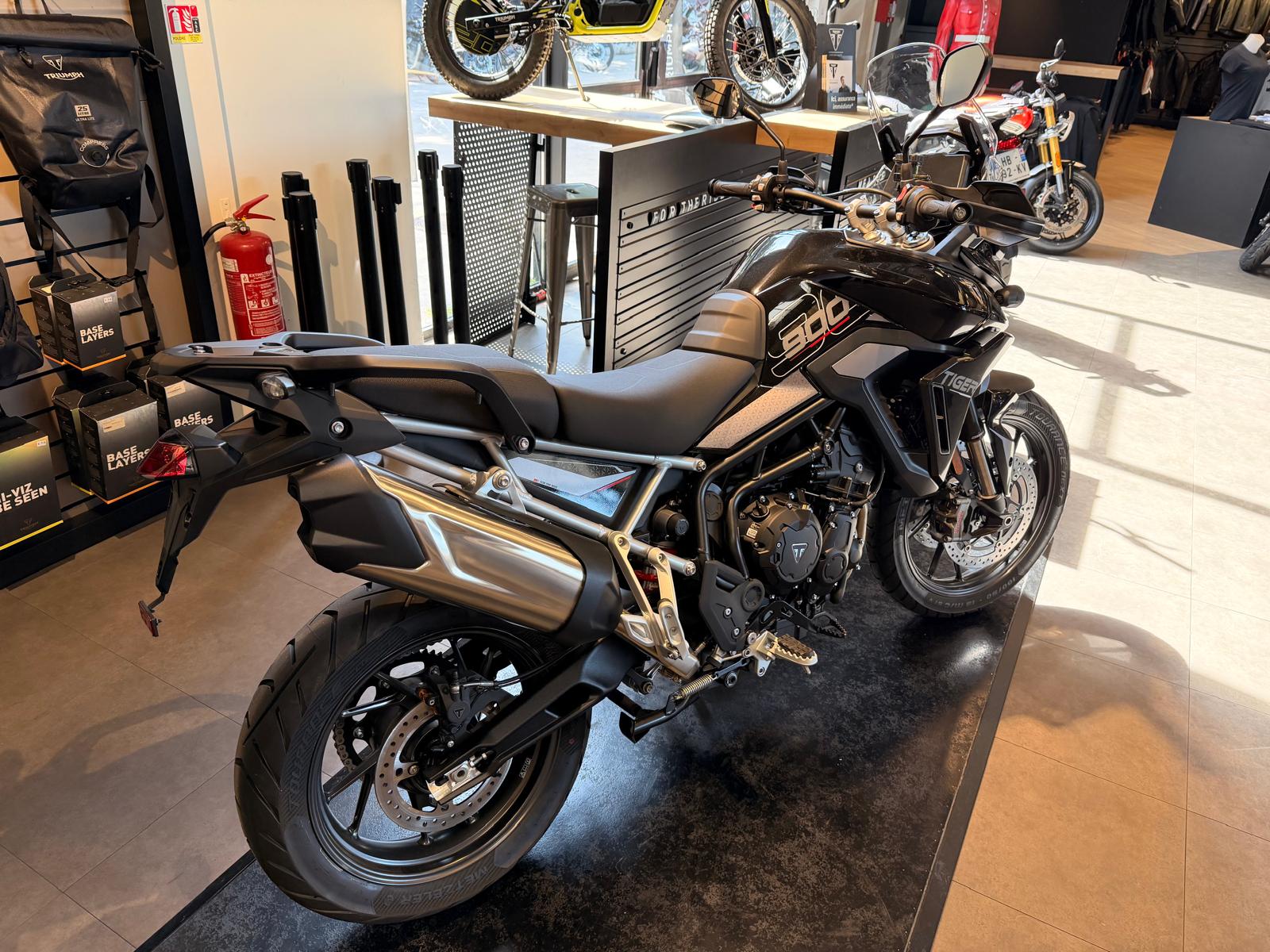 TRIUMPH Tiger 900 GT Pro A2 – Image 2