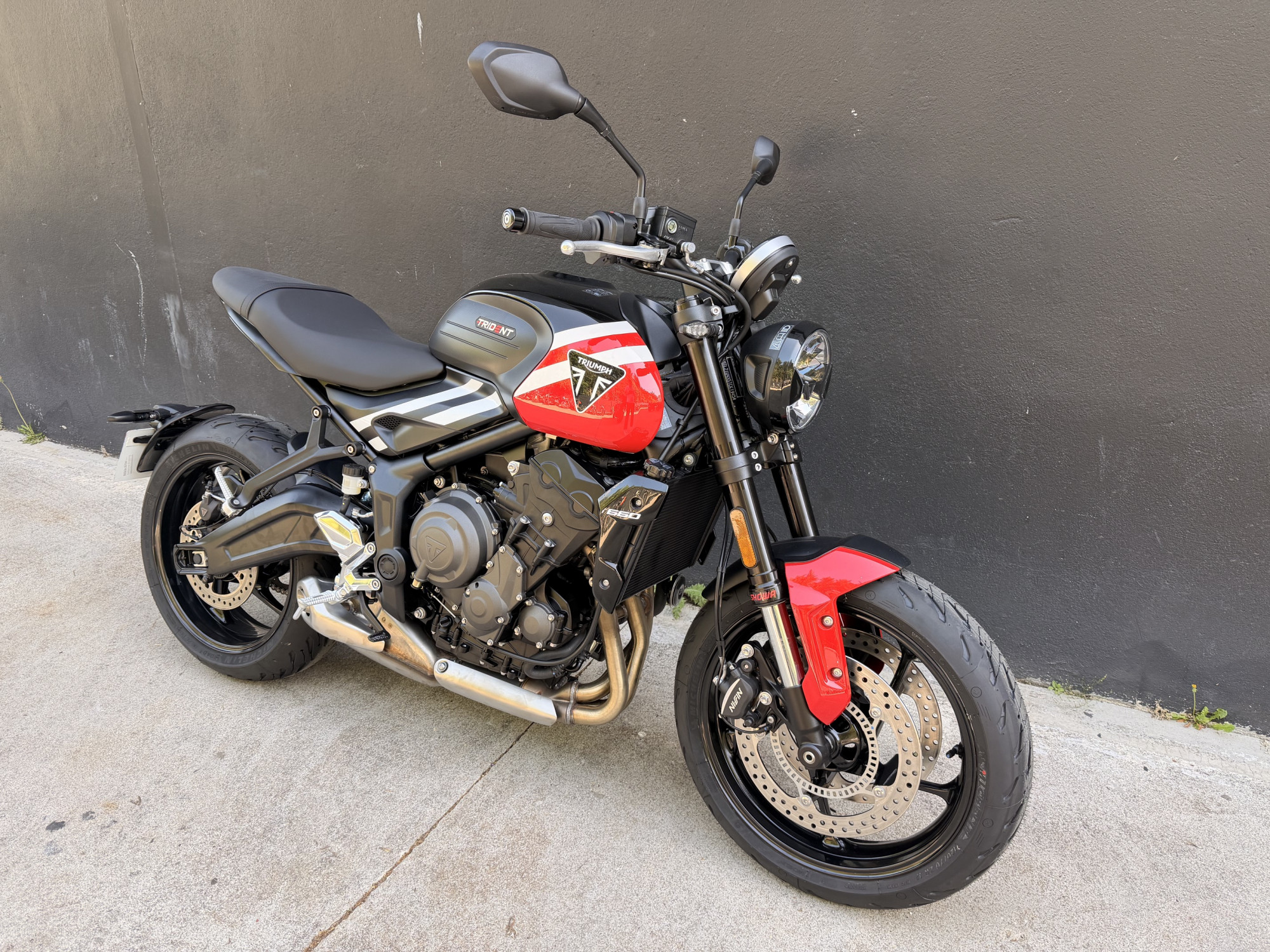 TRIUMPH TRIDENT 660 - ELIGIBLE A2