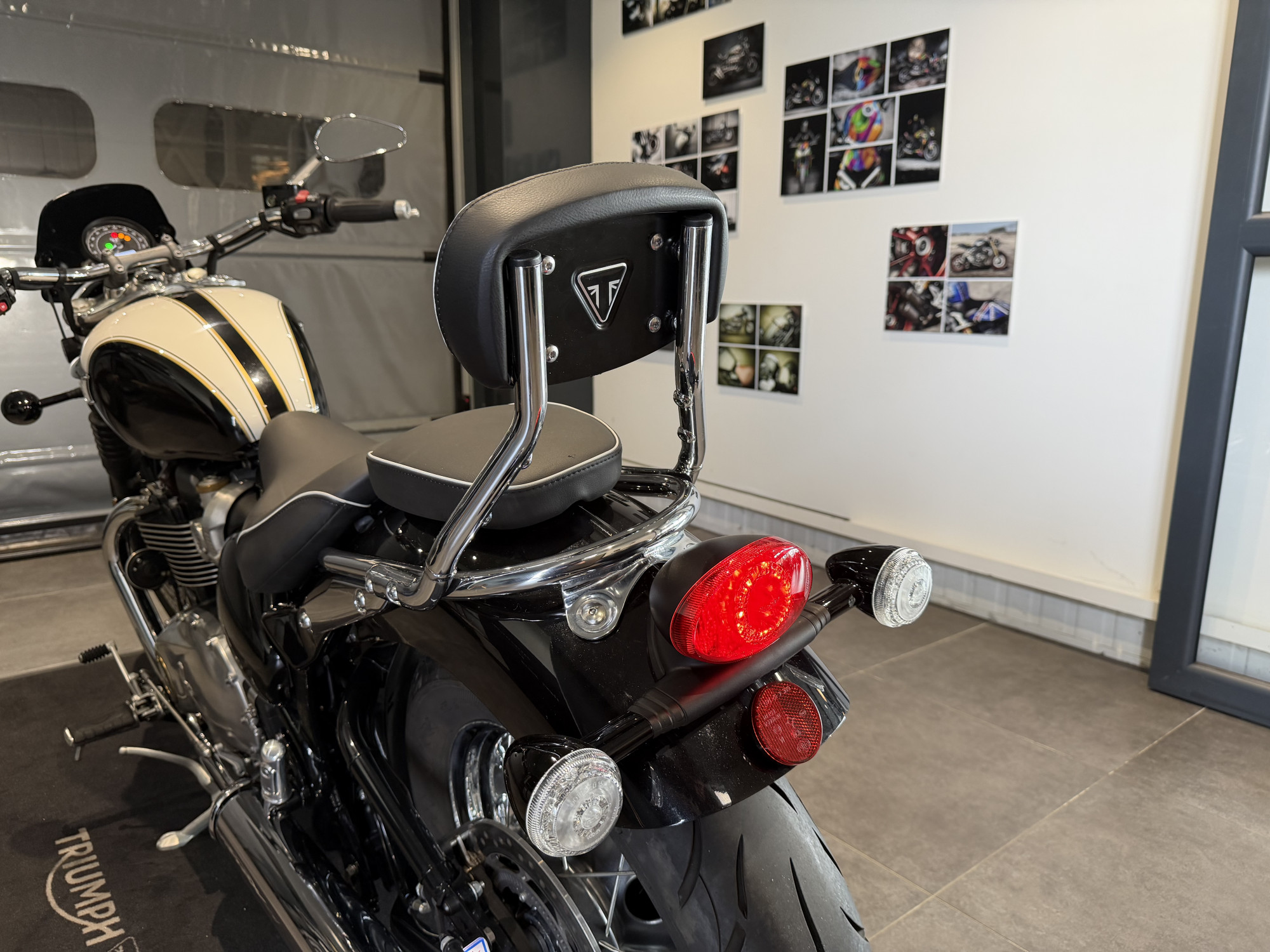 TRIUMPH BONNEVILLE SPEEDMASTER 1200 – Image 13