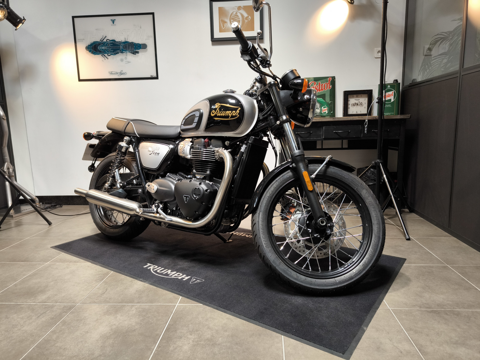 TRIUMPH BONNEVILLE T100 ICON EDITION A2 (DEBRIDAGE POSSIBLE)