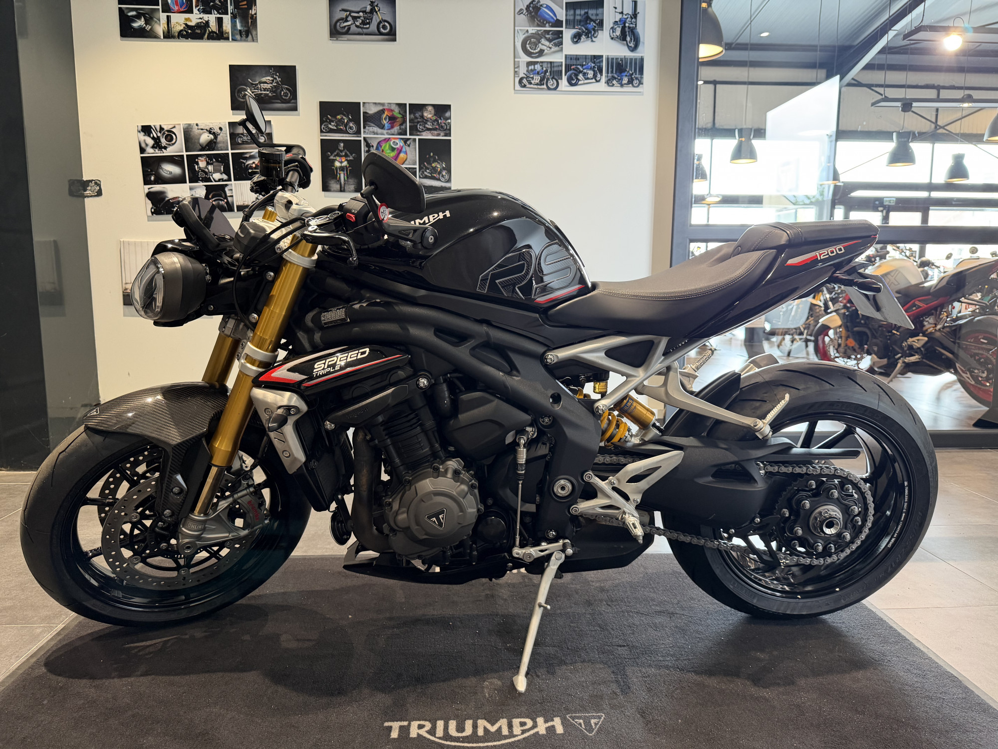 TRIUMPH SPEED TRIPLE 1200 RS – Image 2
