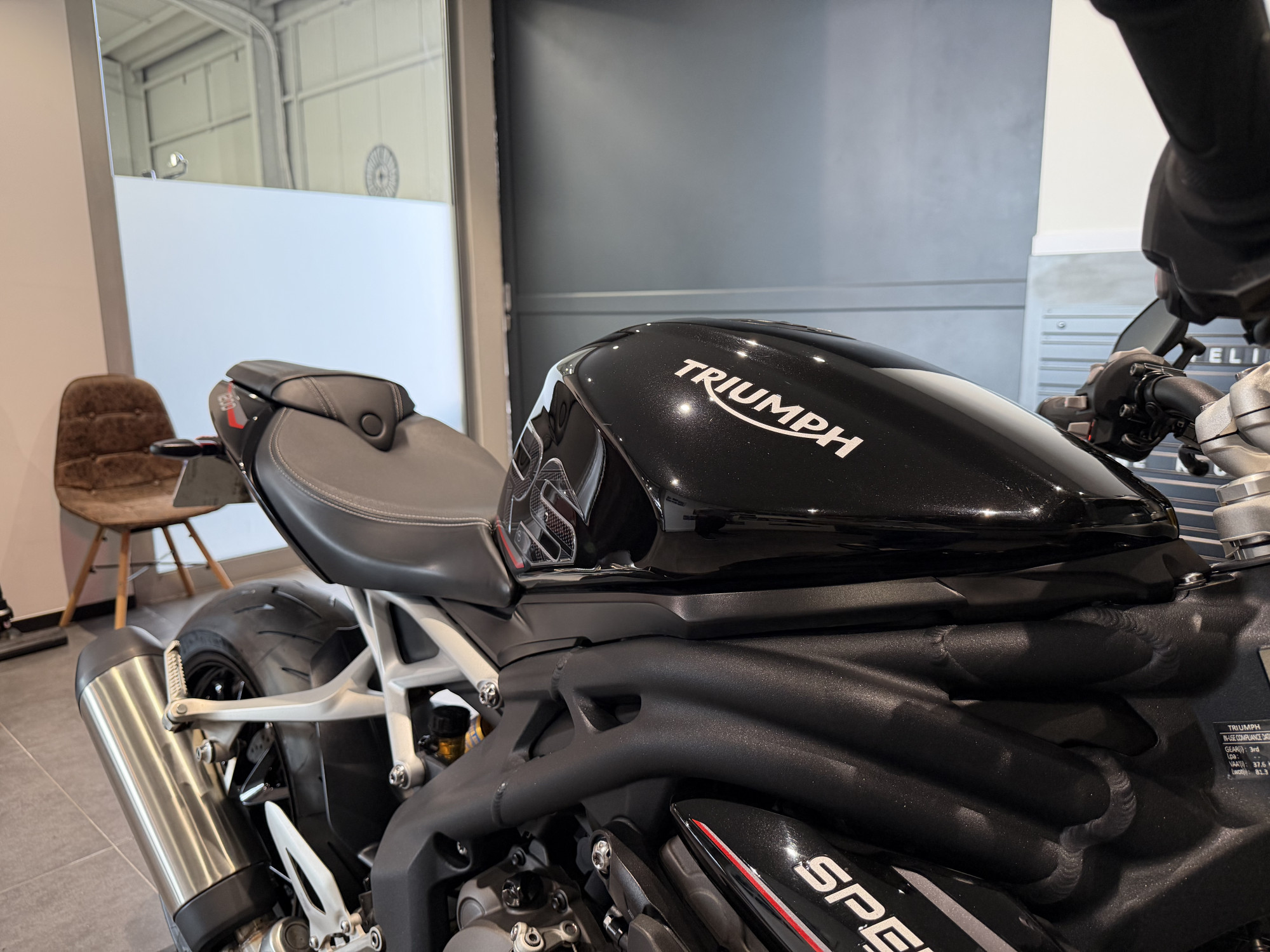 TRIUMPH SPEED TRIPLE 1200 RS – Image 13