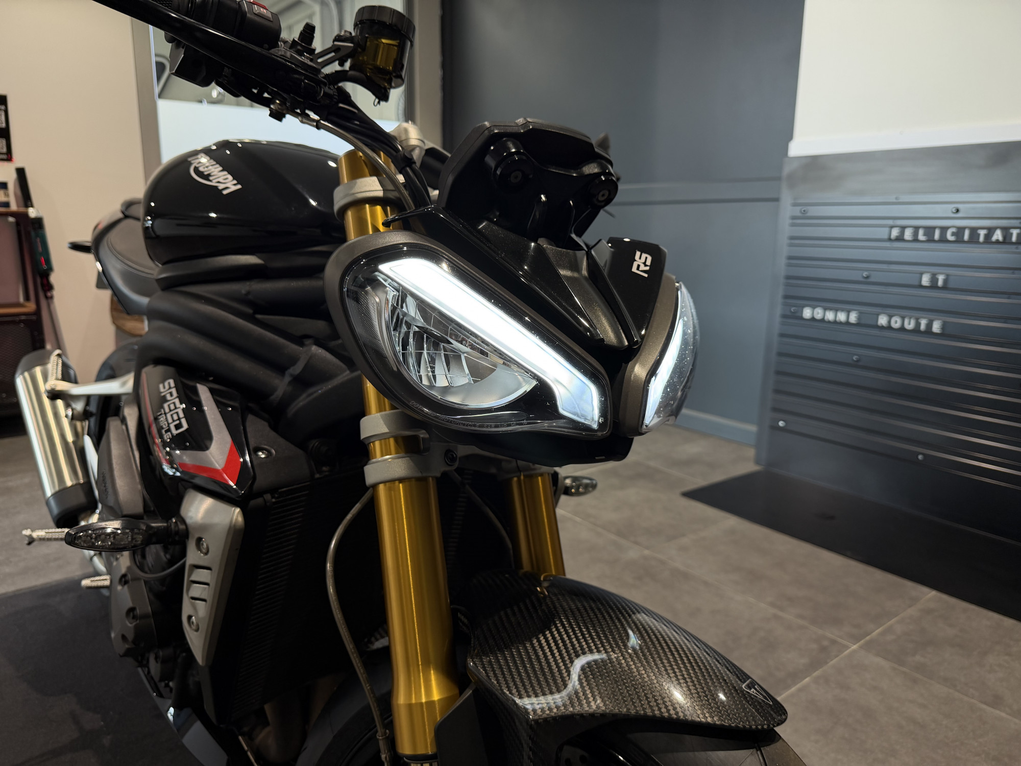 TRIUMPH SPEED TRIPLE 1200 RS – Image 7
