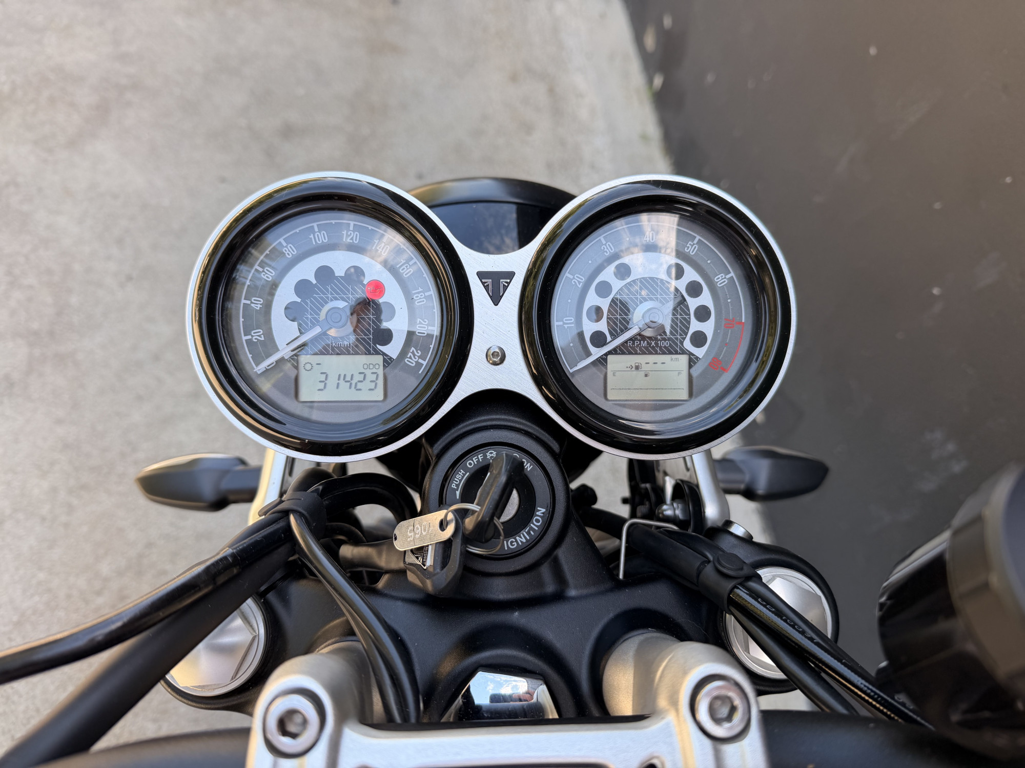 TRIUMPH SPEED TWIN 1200 – Image 5