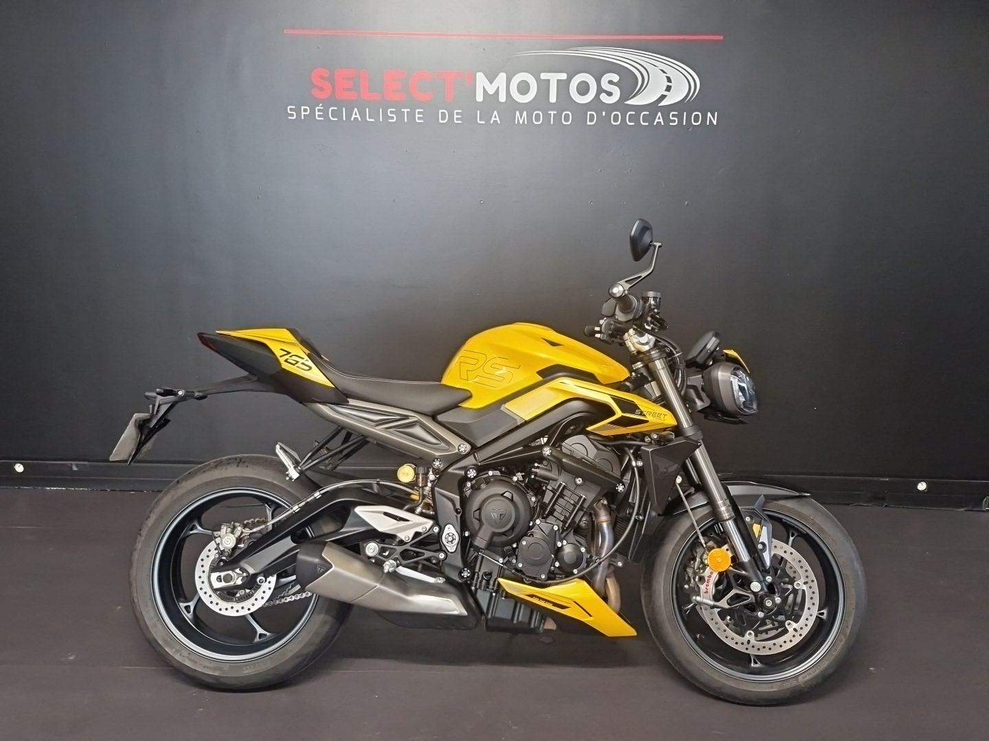 TRIUMPH STREET TRIPLE 765 RS
