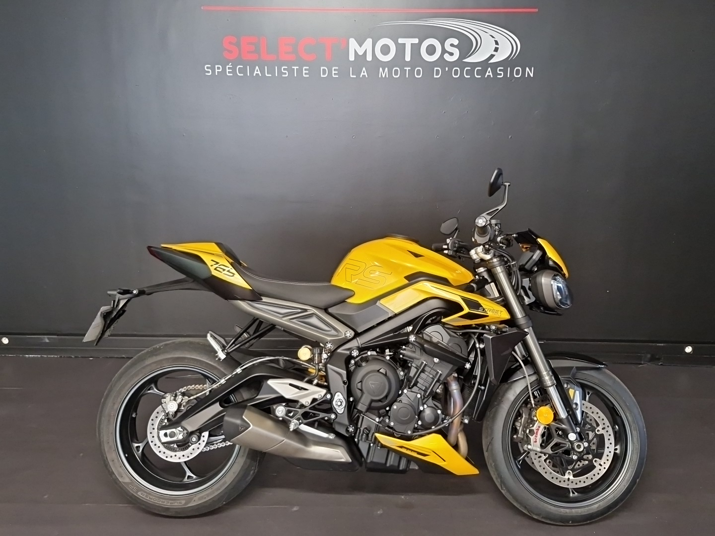 TRIUMPH STREET TRIPLE 765 RS