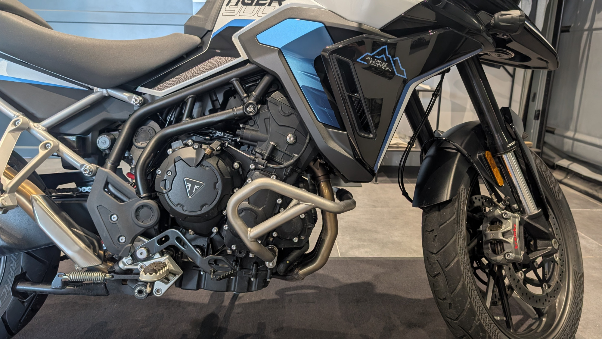 TRIUMPH Tiger 900 Alpine Edition – Image 4
