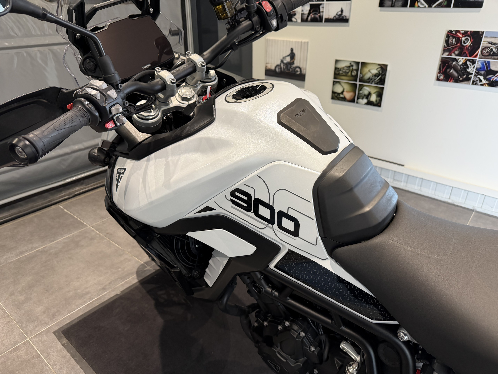 TRIUMPH Tiger 900 GT PRO – Image 9